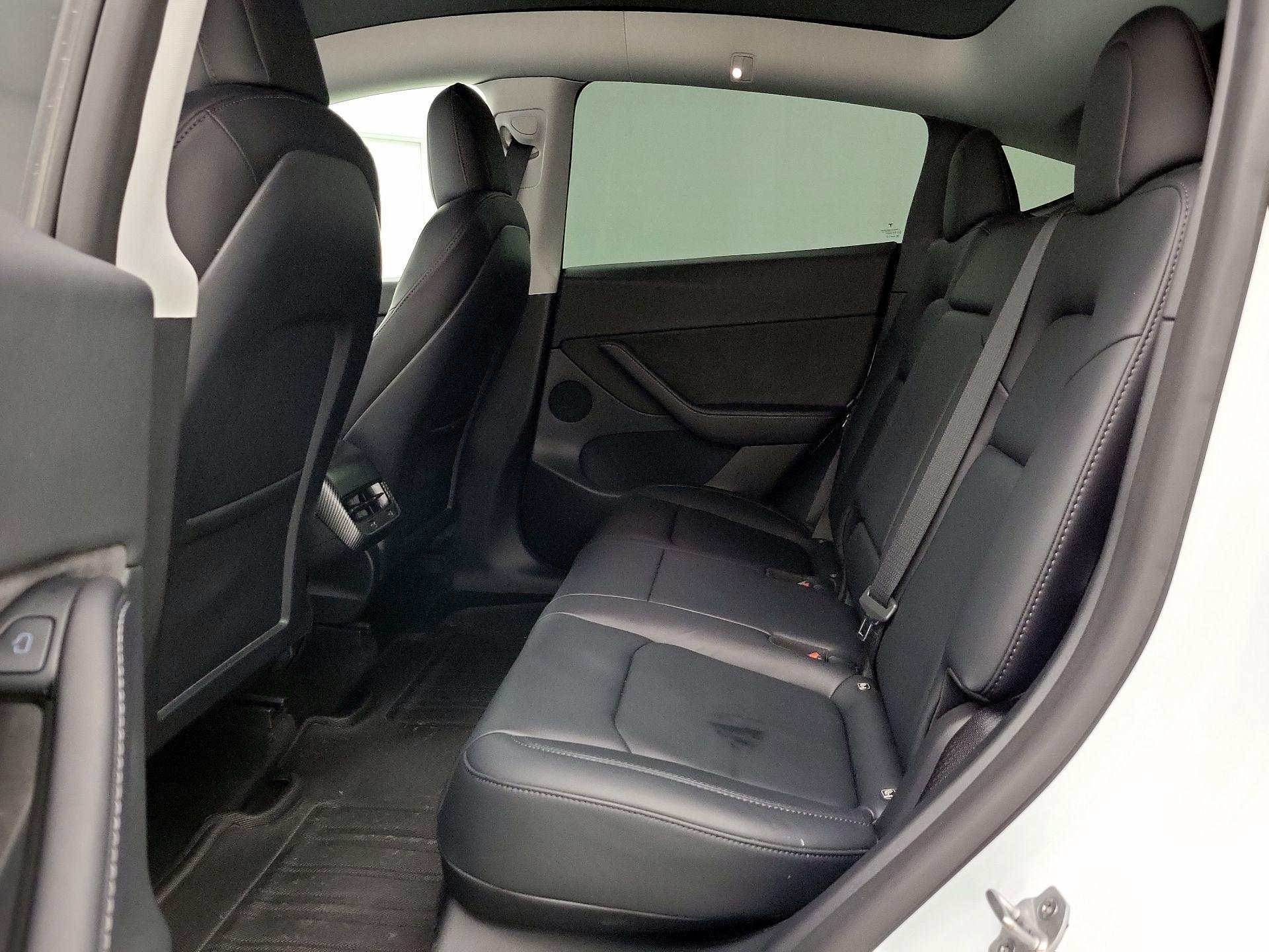 Thumbnail: 2022 Tesla Model Y - 20