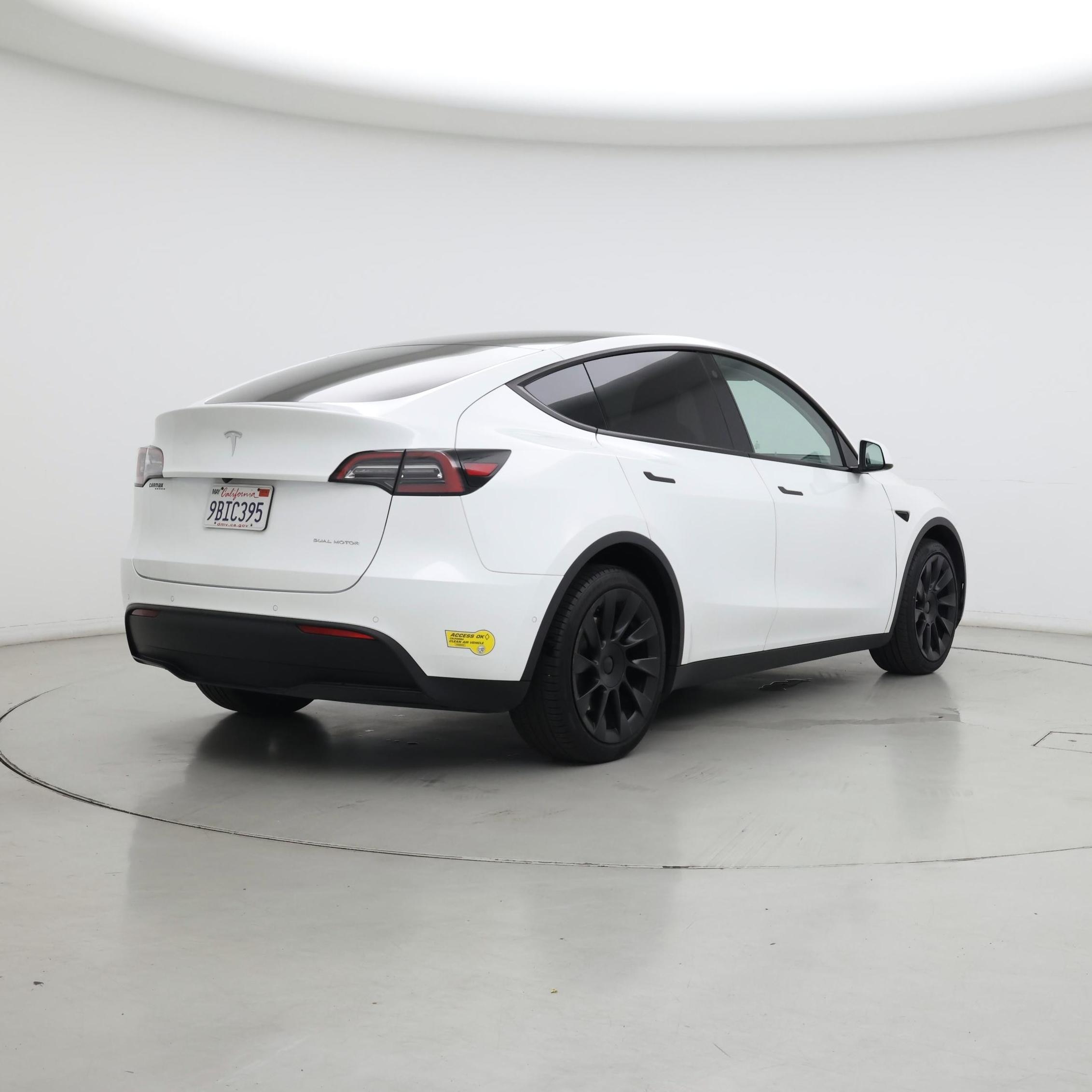 Thumbnail: 2022 Tesla Model Y - 8
