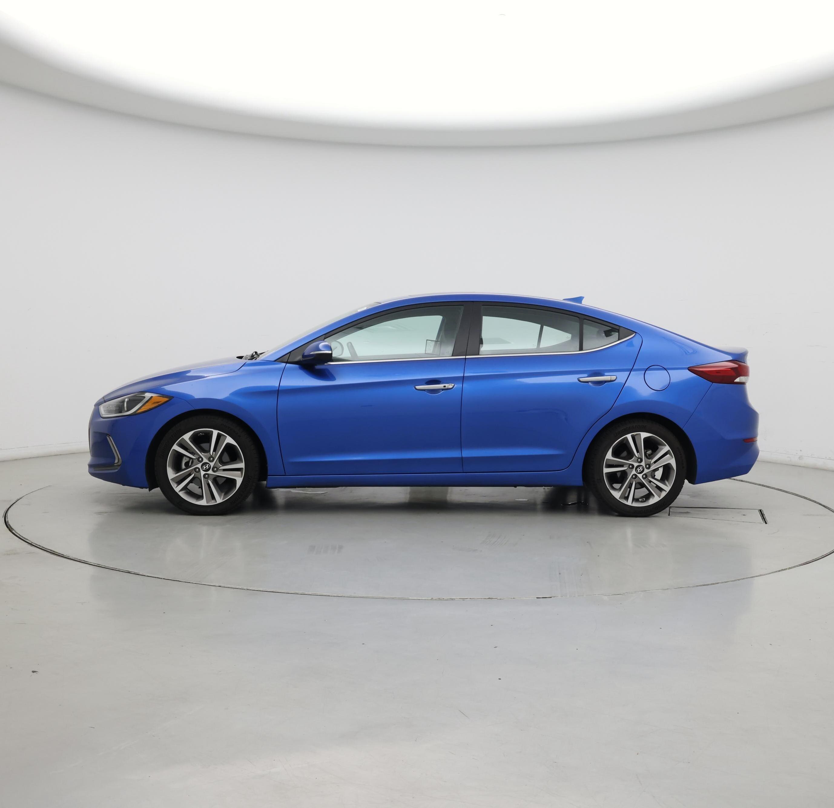 Thumbnail: 2017 Hyundai Elantra - 3