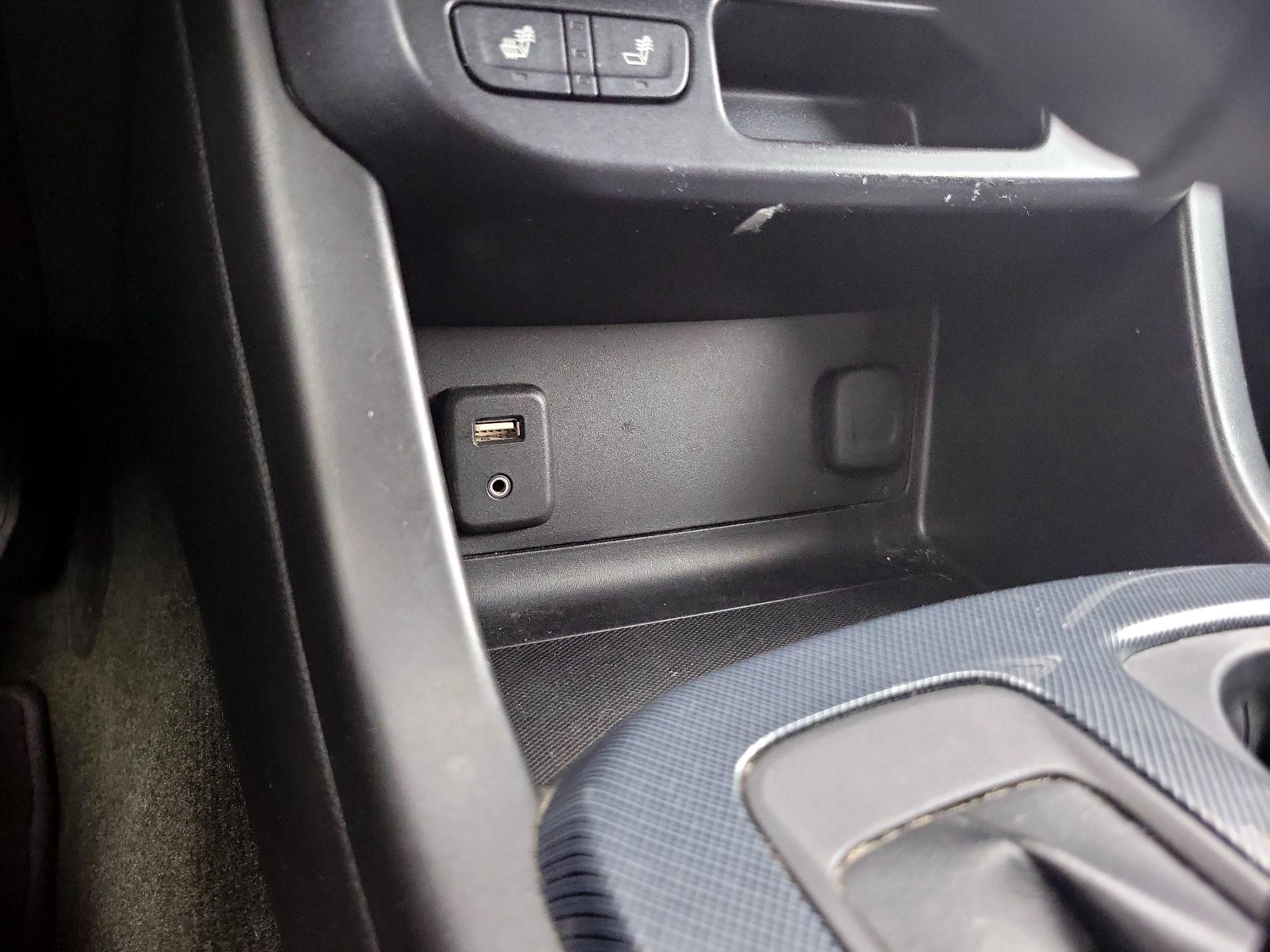 Thumbnail: 2017 Chevrolet Colorado - 18