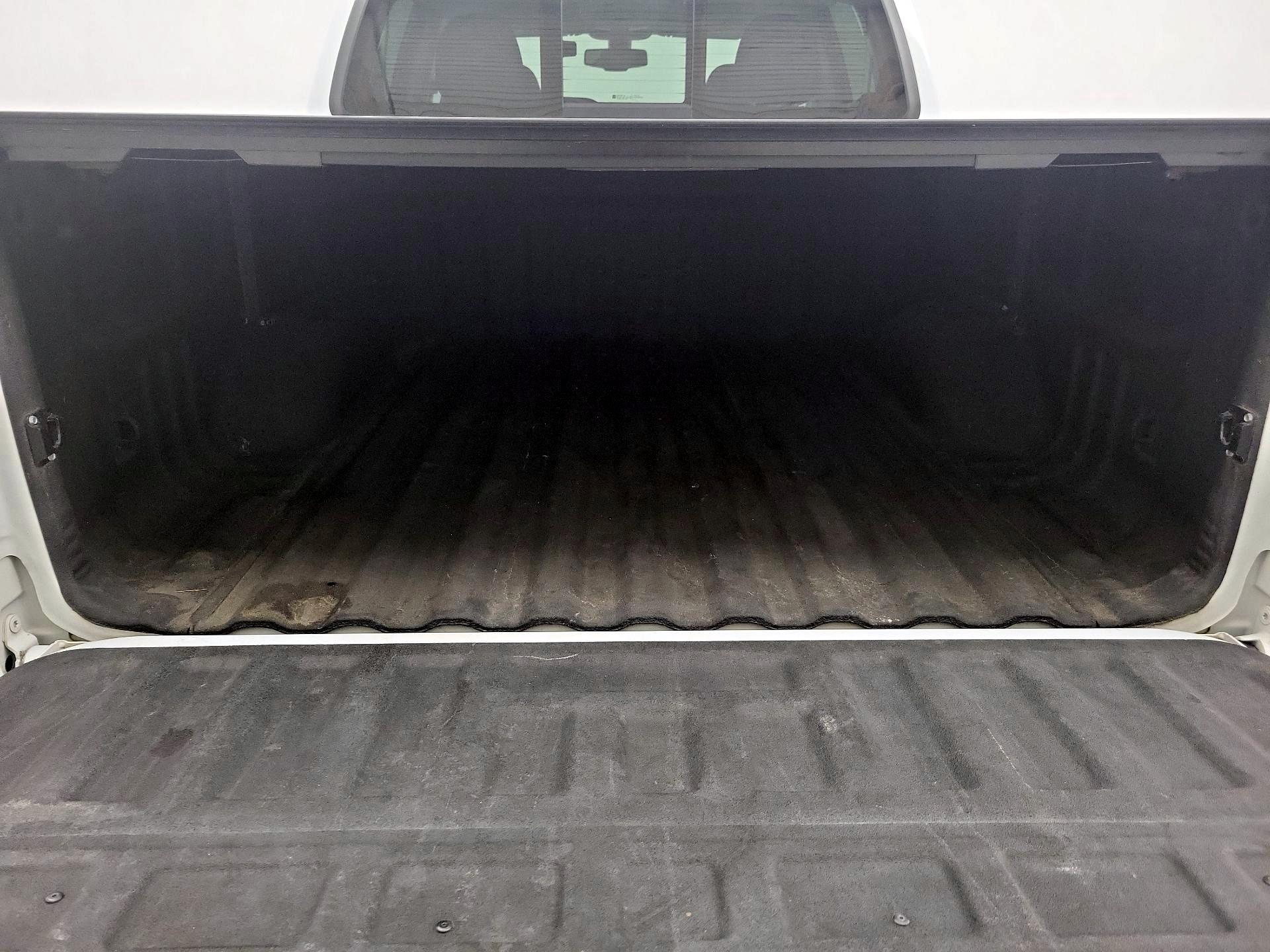 Thumbnail: 2017 Chevrolet Colorado - 20