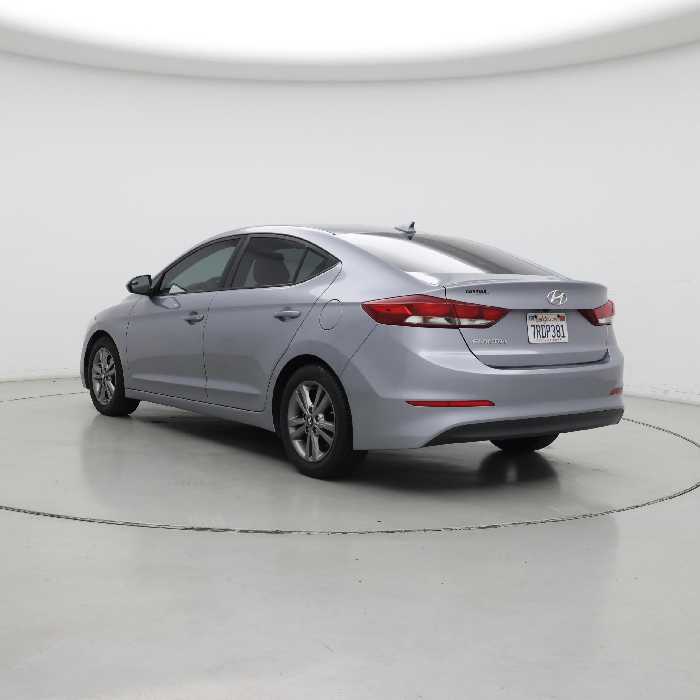 Thumbnail: 2017 Hyundai Elantra - 2