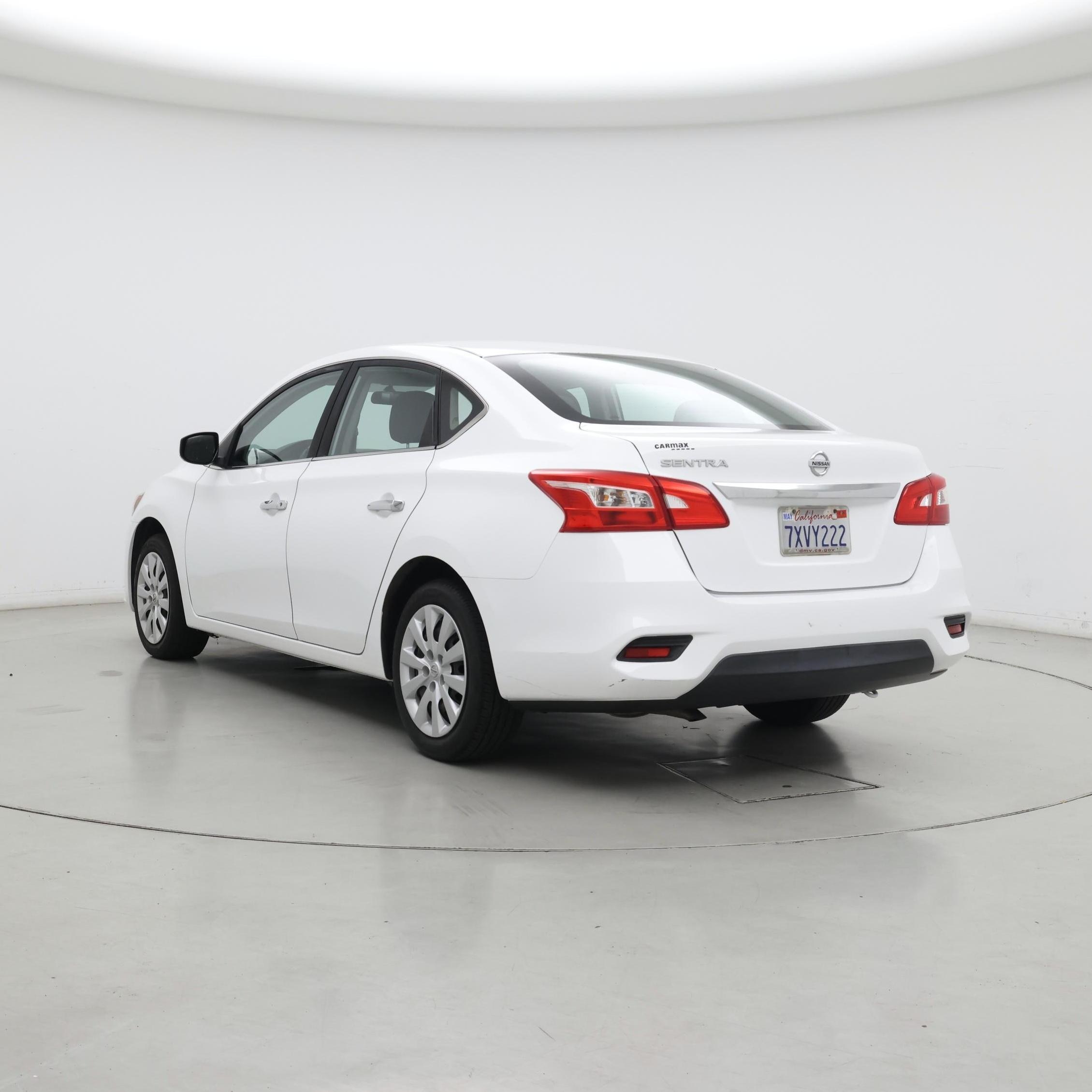 Thumbnail: 2017 Nissan Sentra - 2