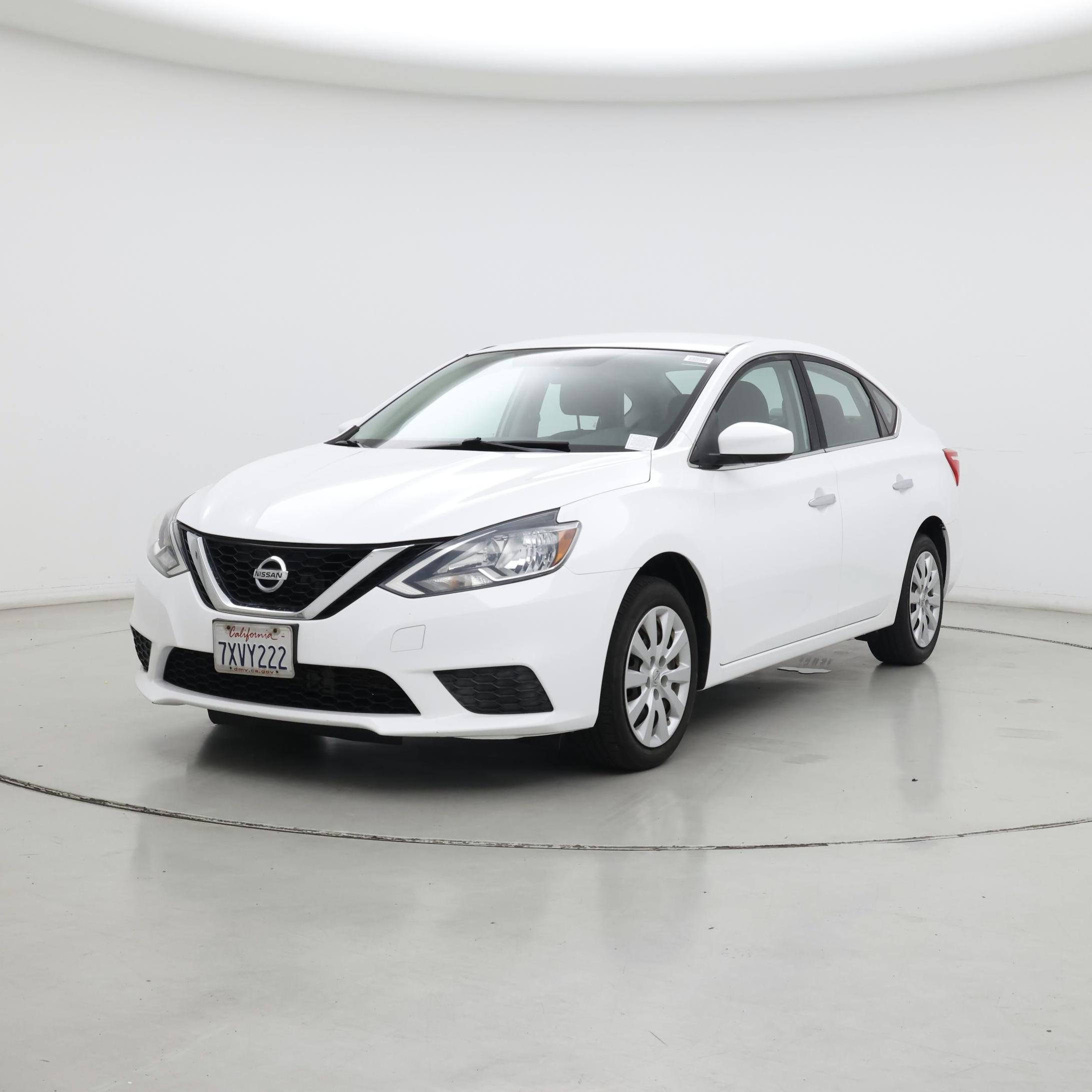 Thumbnail: 2017 Nissan Sentra - 4
