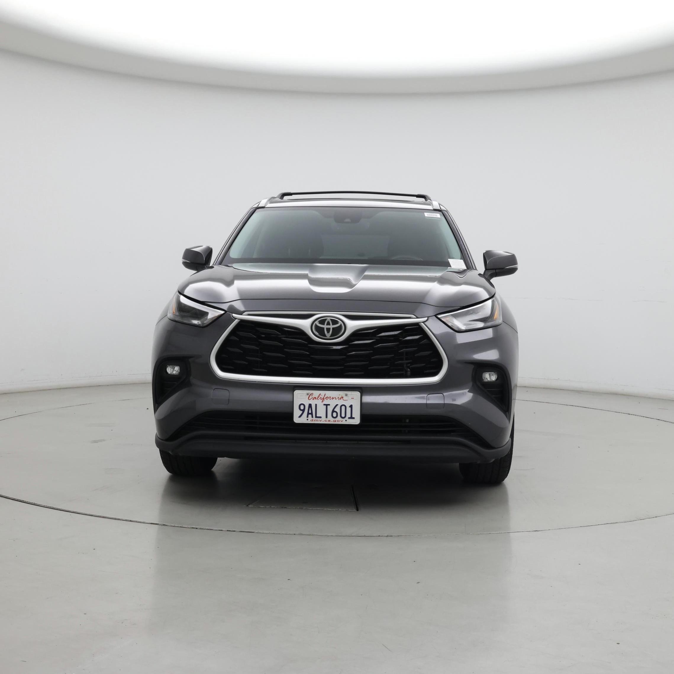 Thumbnail: 2022 Toyota Highlander - 5