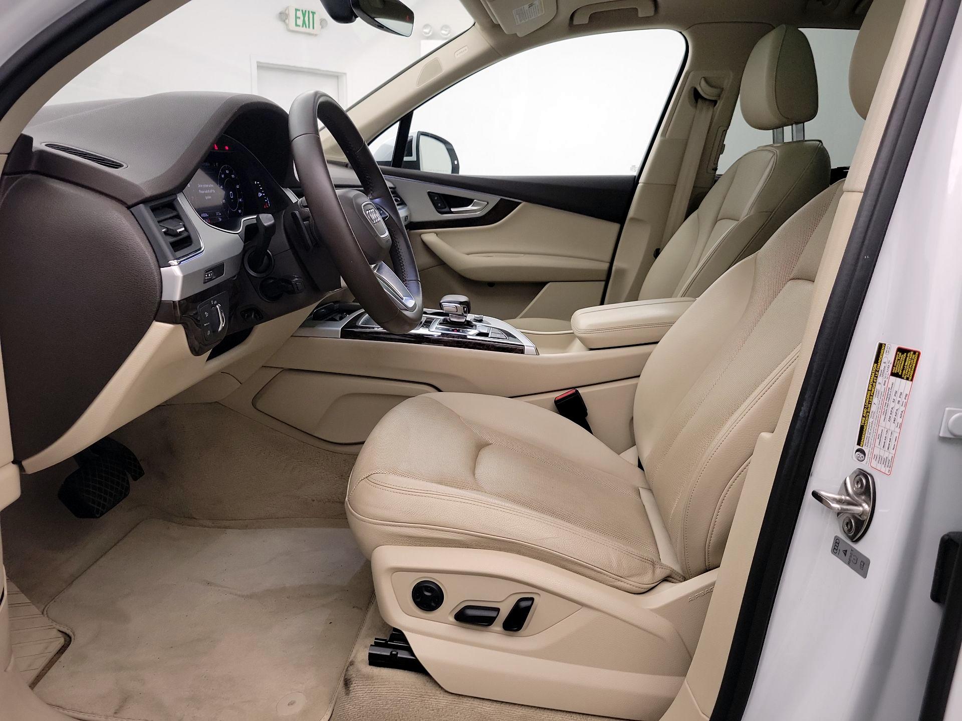 Thumbnail: 2019 Audi Q7 - 11