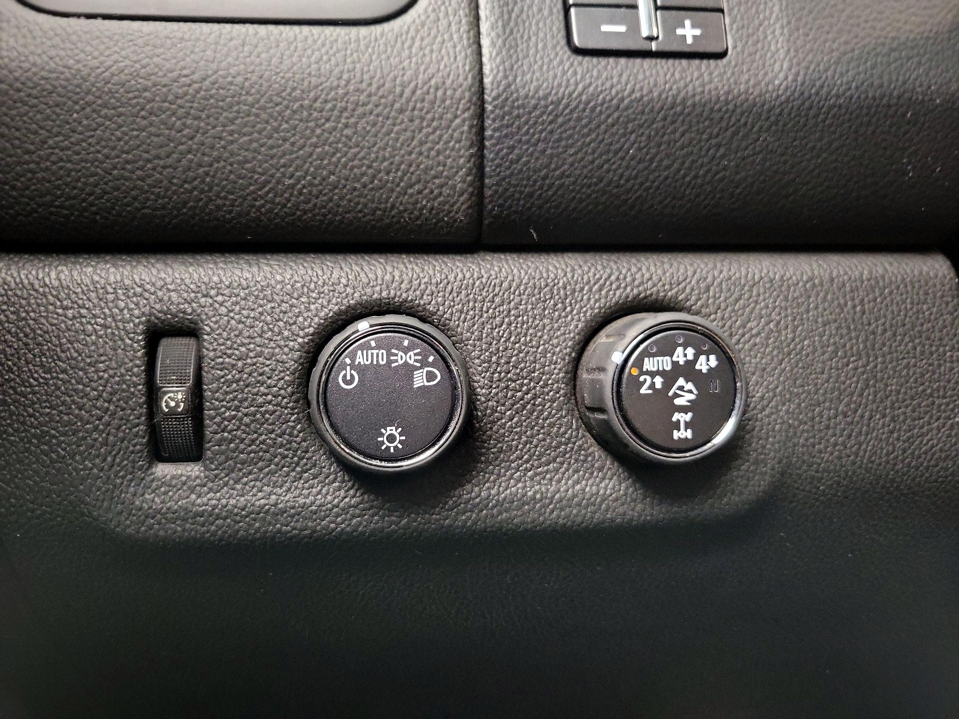 Thumbnail: 2018 Chevrolet Colorado - 13