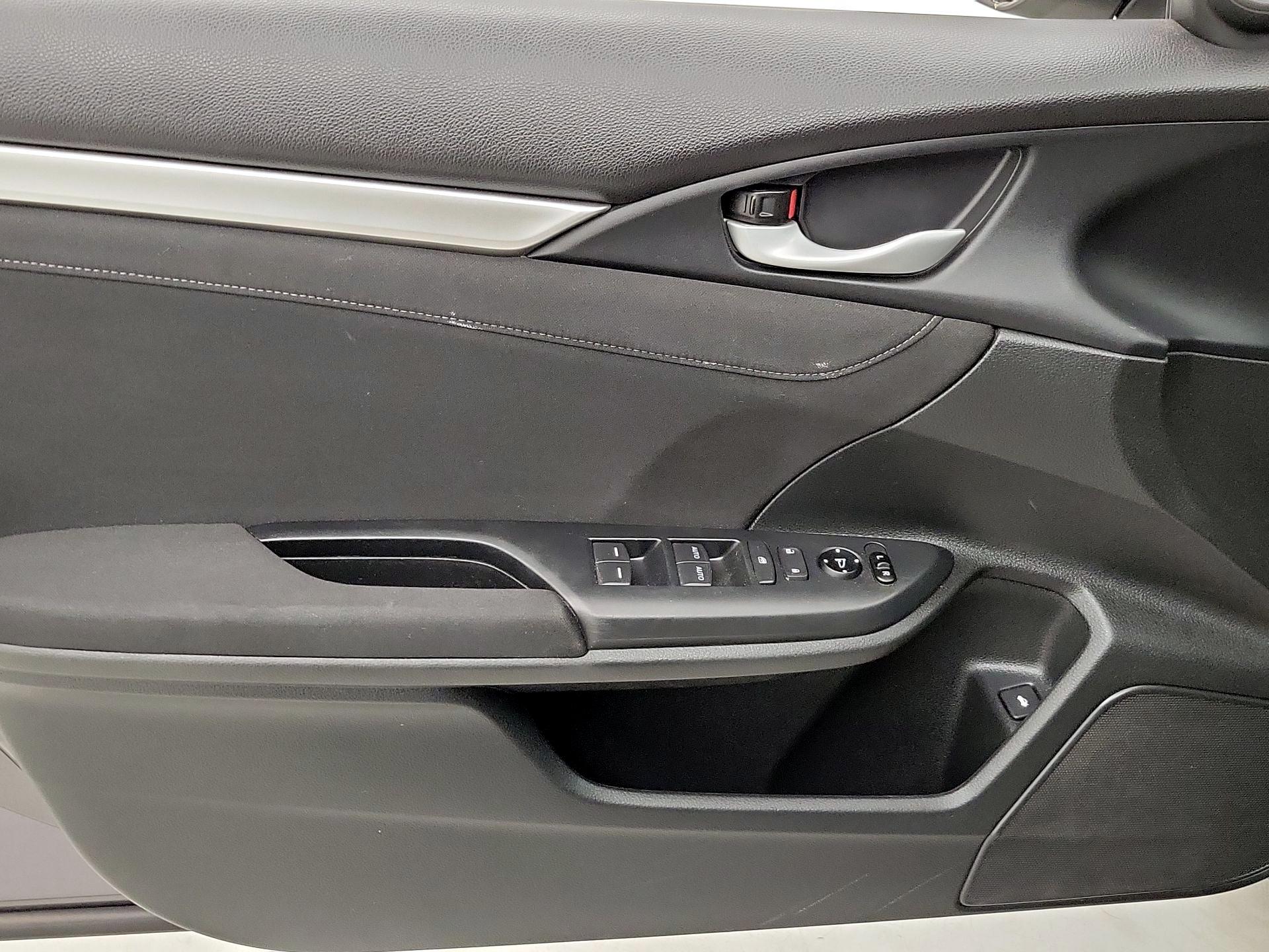 Thumbnail: 2018 Honda Civic - 12