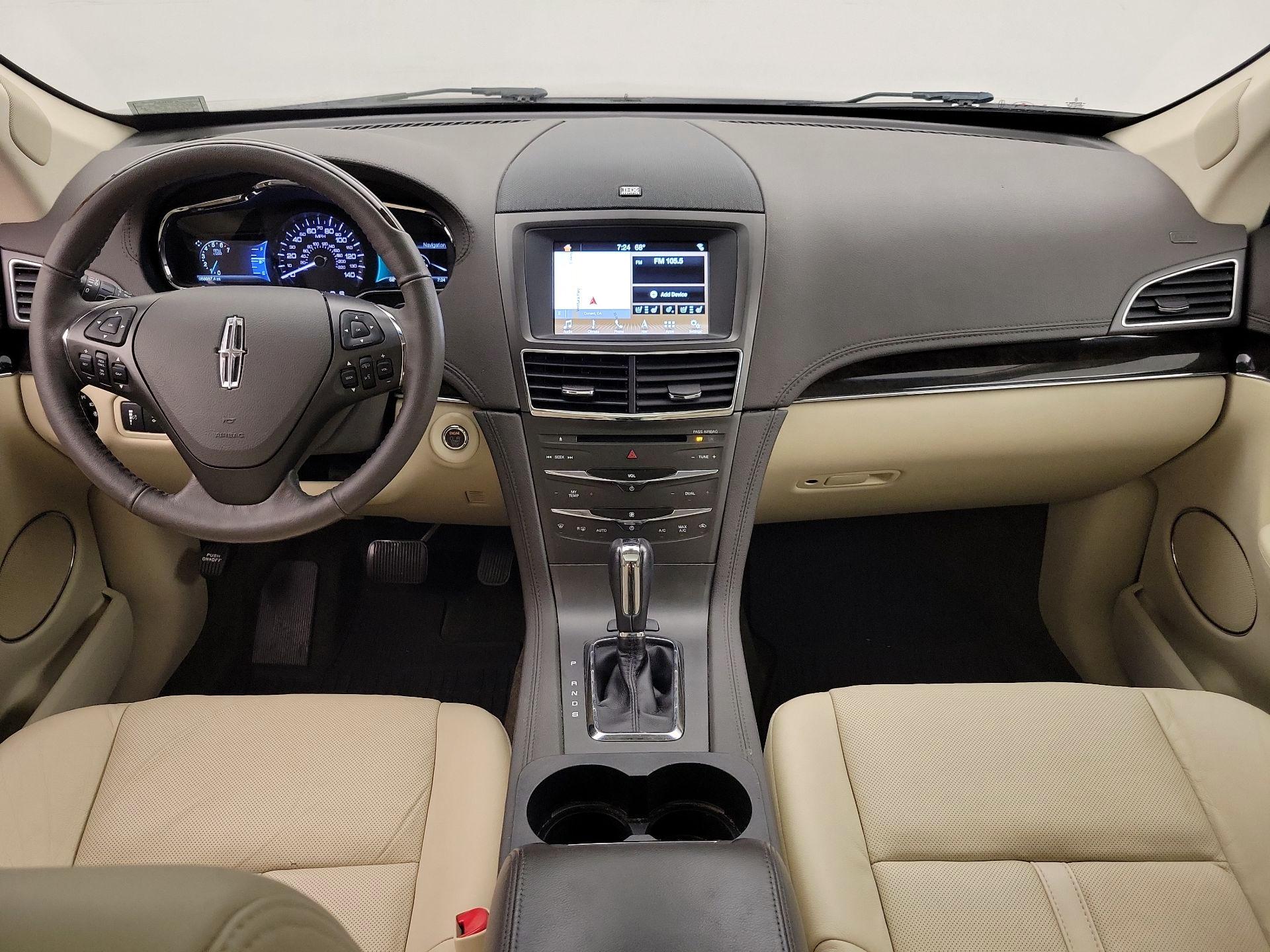 Thumbnail: 2019 Lincoln MKT - 9