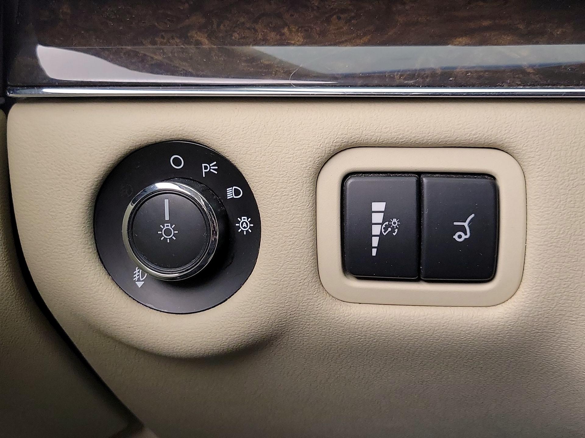 Thumbnail: 2019 Lincoln MKT - 13