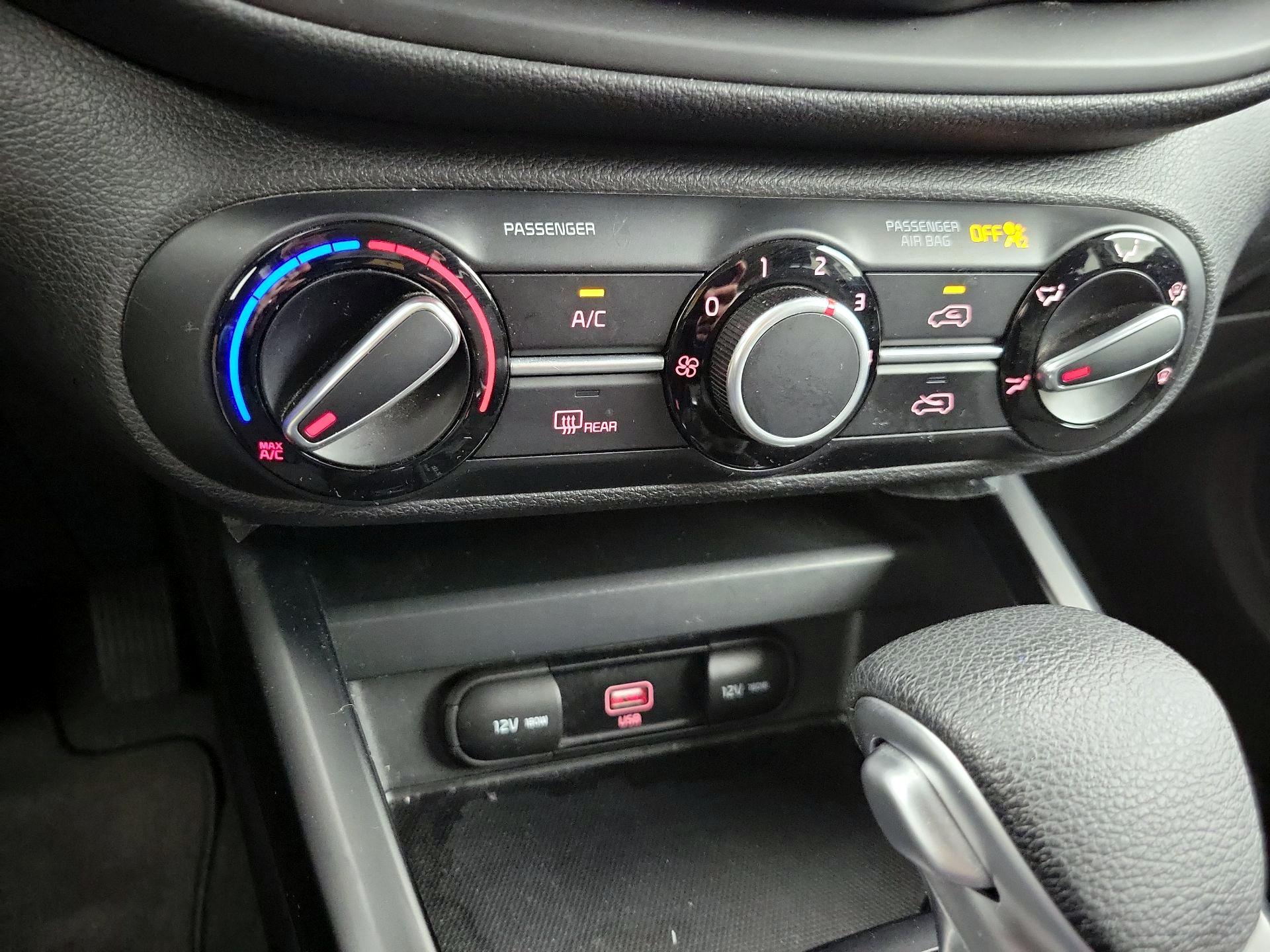 Thumbnail: 2020 Kia Soul - 16