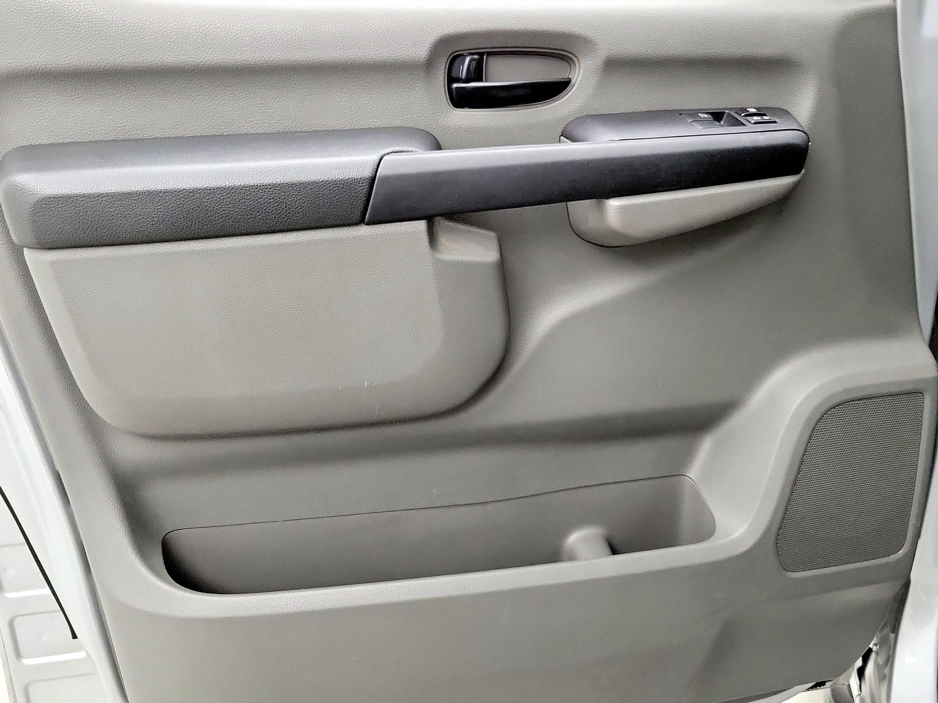 Thumbnail: 2016 Nissan NV - 12