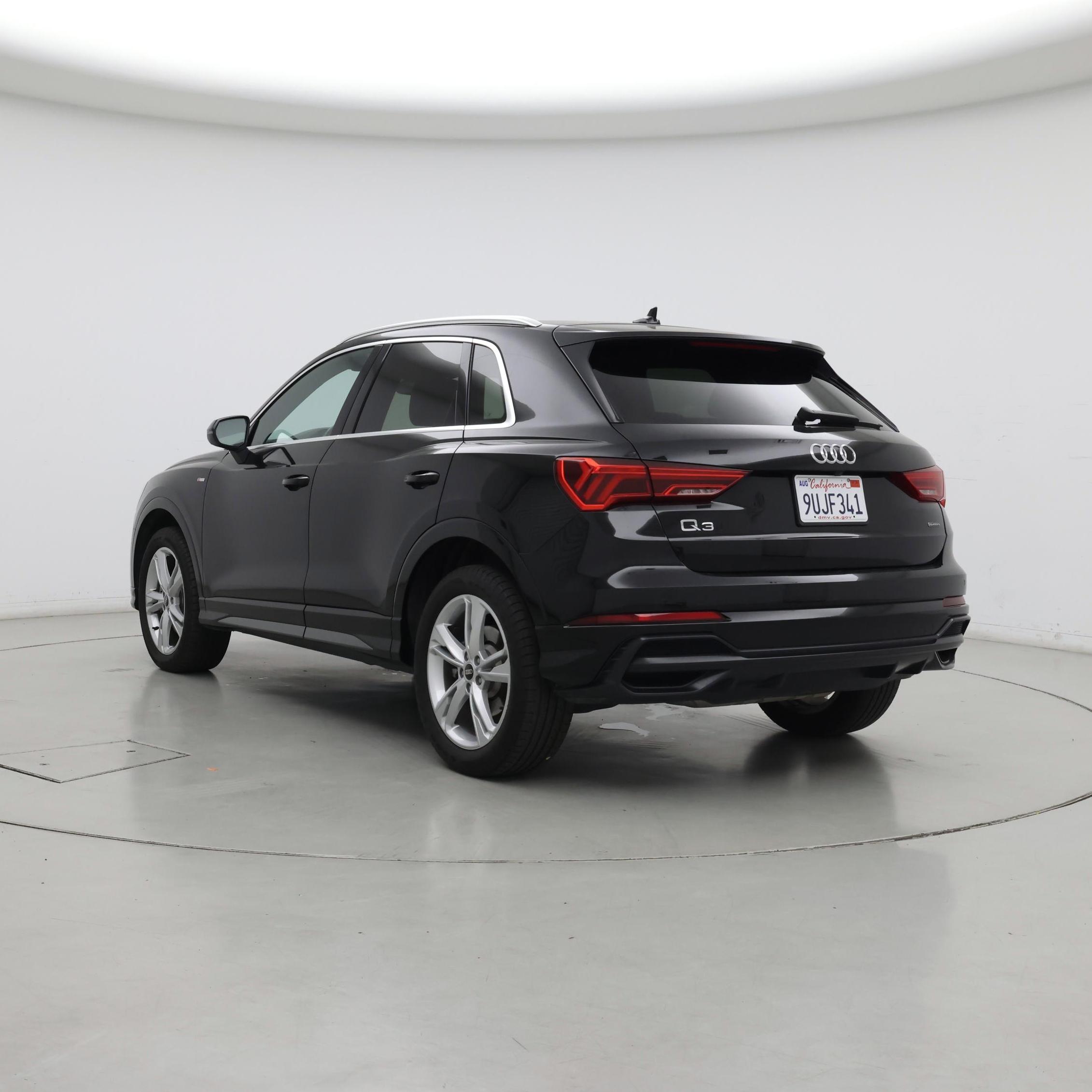 Thumbnail: 2022 Audi Q3 - 2