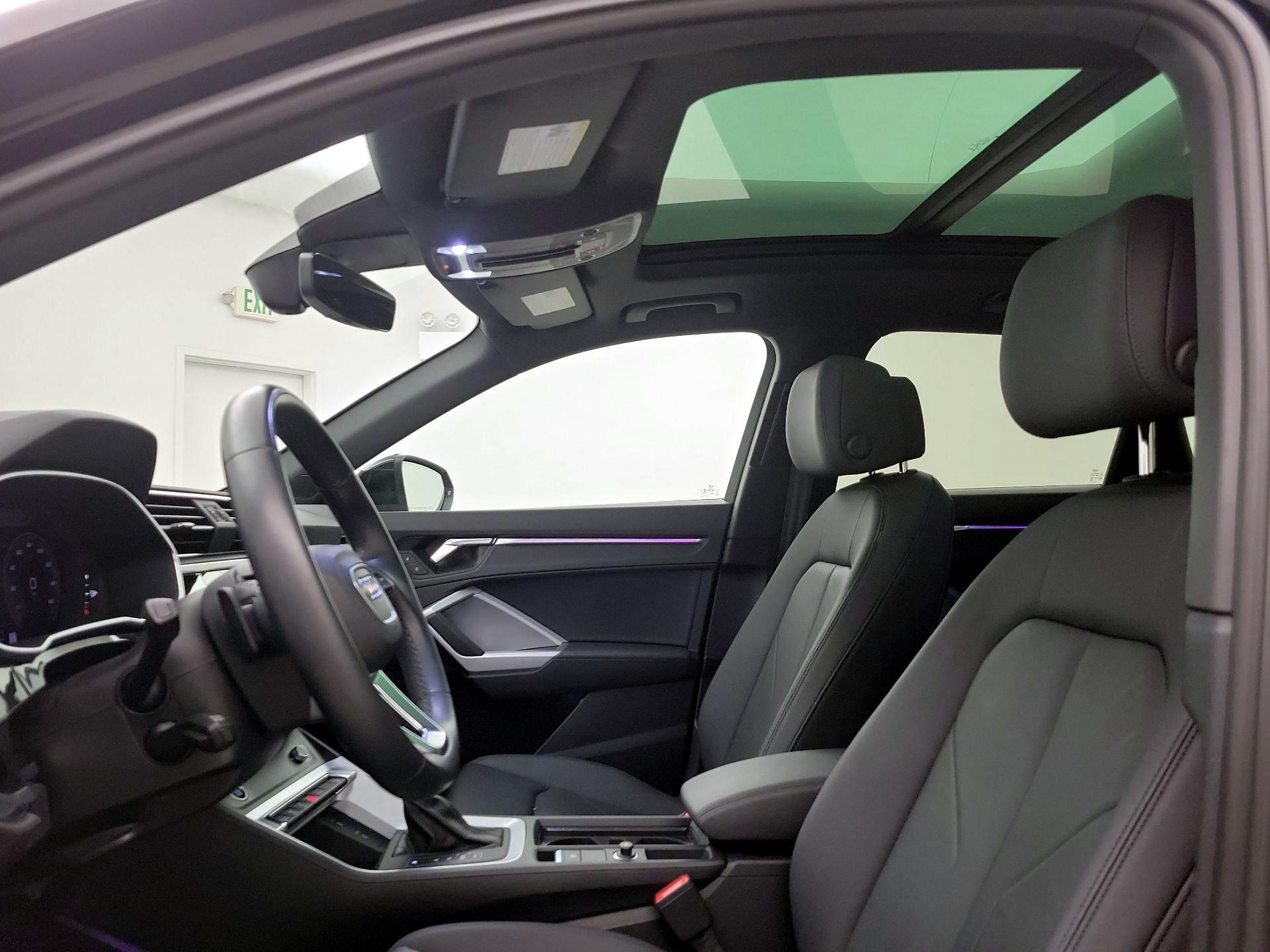 Thumbnail: 2022 Audi Q3 - 20