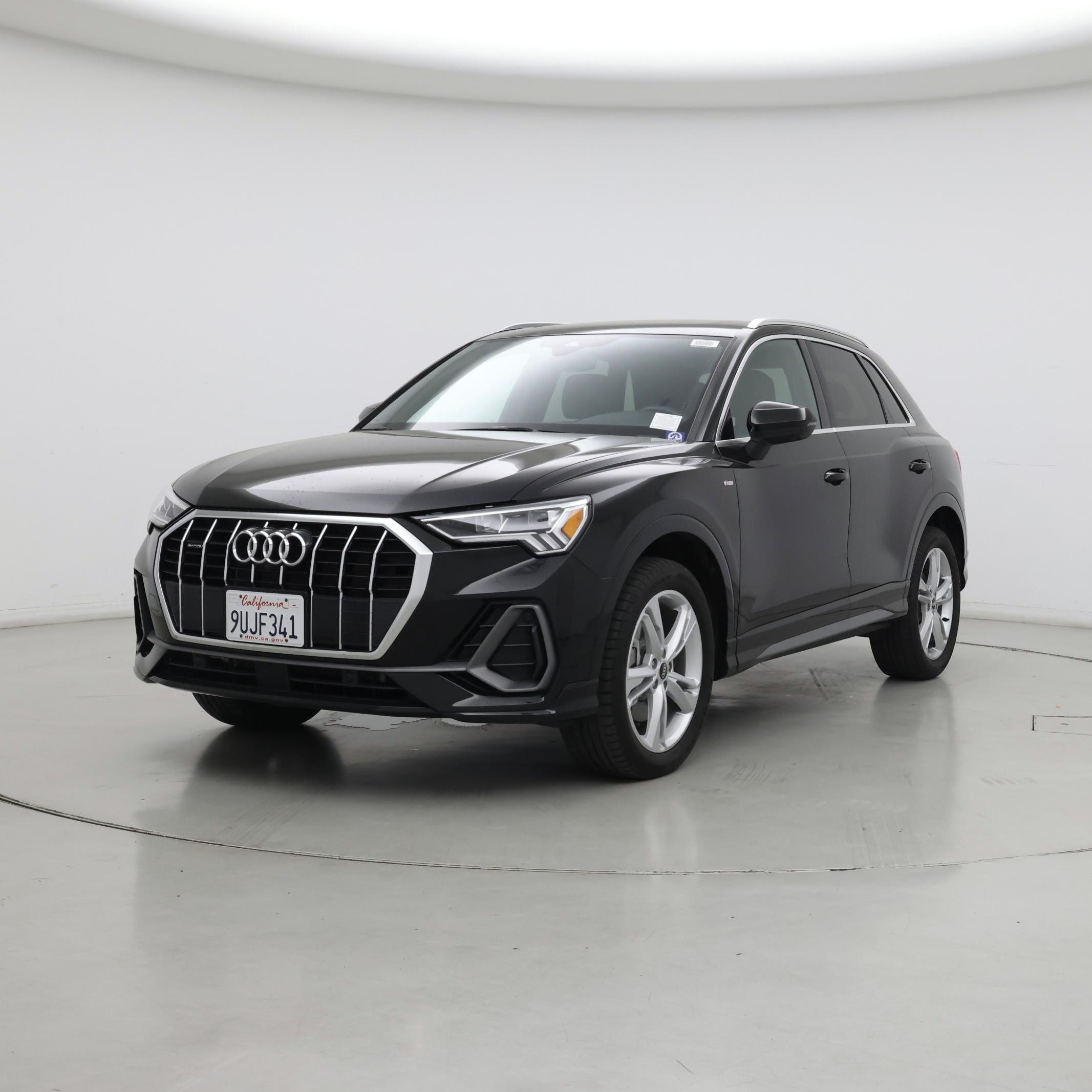 Thumbnail: 2022 Audi Q3 - 4