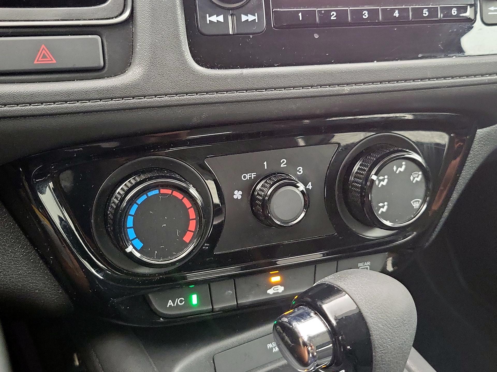 Thumbnail: 2017 Honda HR-V - 16