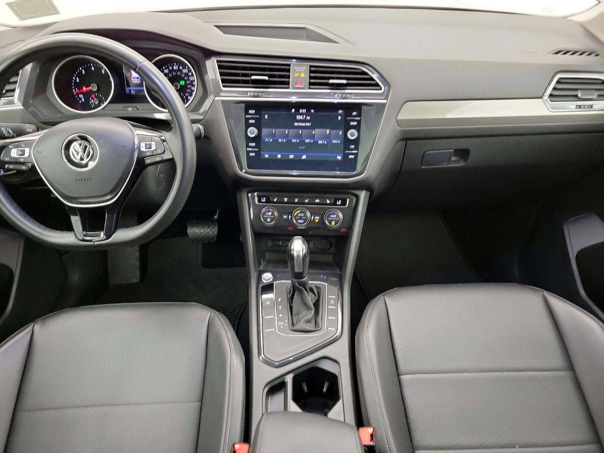 Thumbnail: 2020 Volkswagen Tiguan - 9