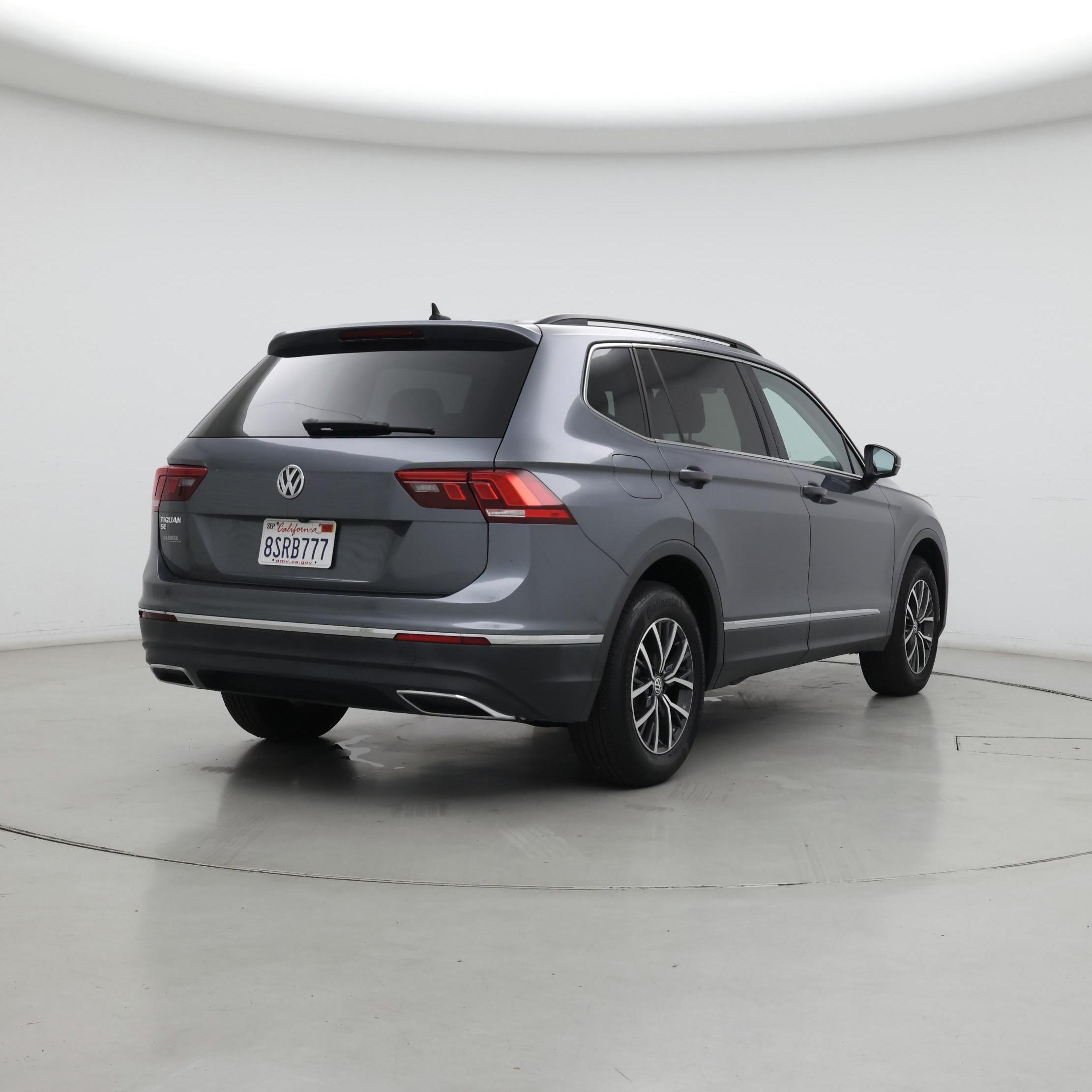 Thumbnail: 2020 Volkswagen Tiguan - 8