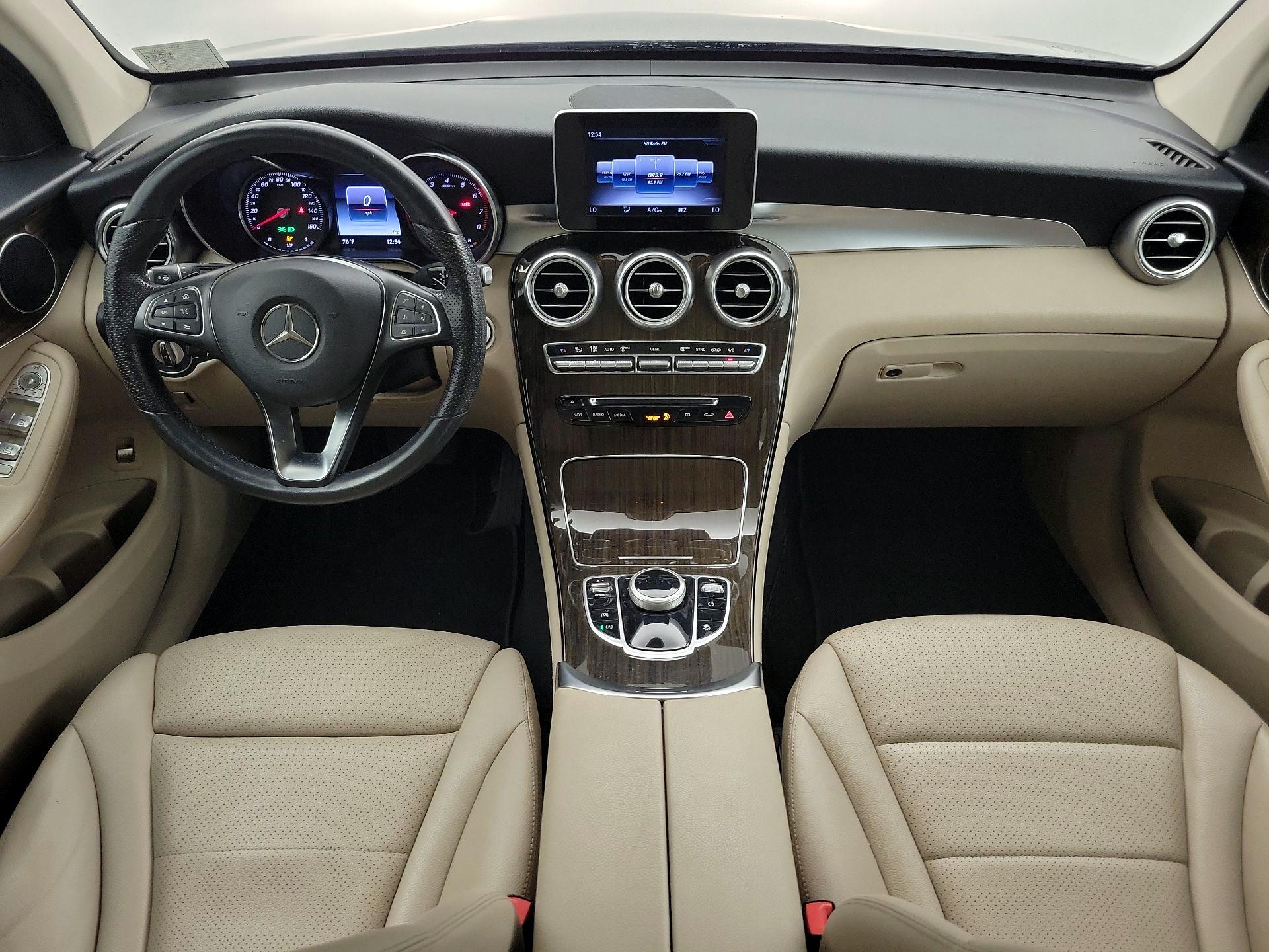 Thumbnail: 2019 Mercedes-Benz GLC - 9