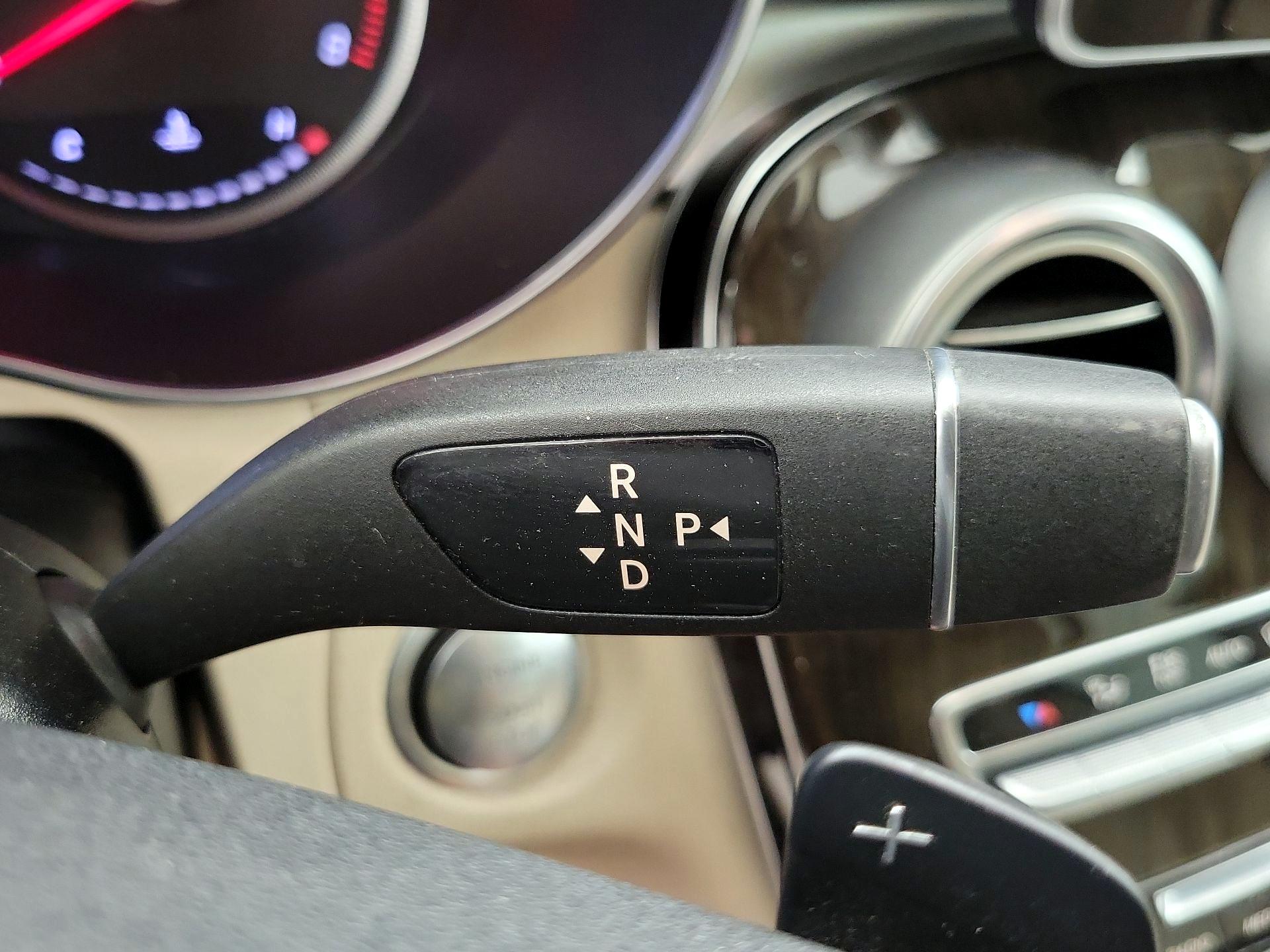 Thumbnail: 2019 Mercedes-Benz GLC - 18