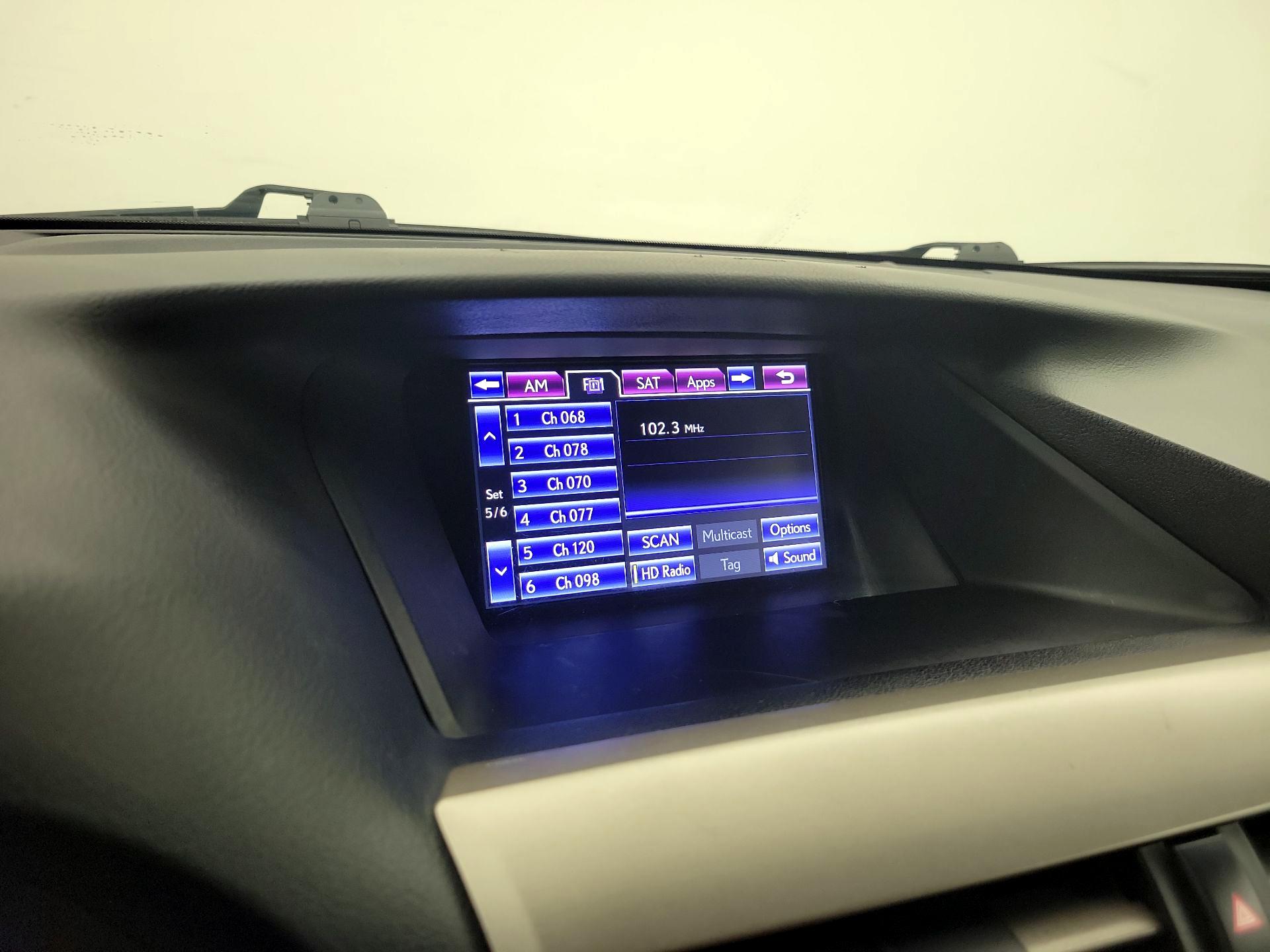 Thumbnail: 2015 Lexus RX - 16