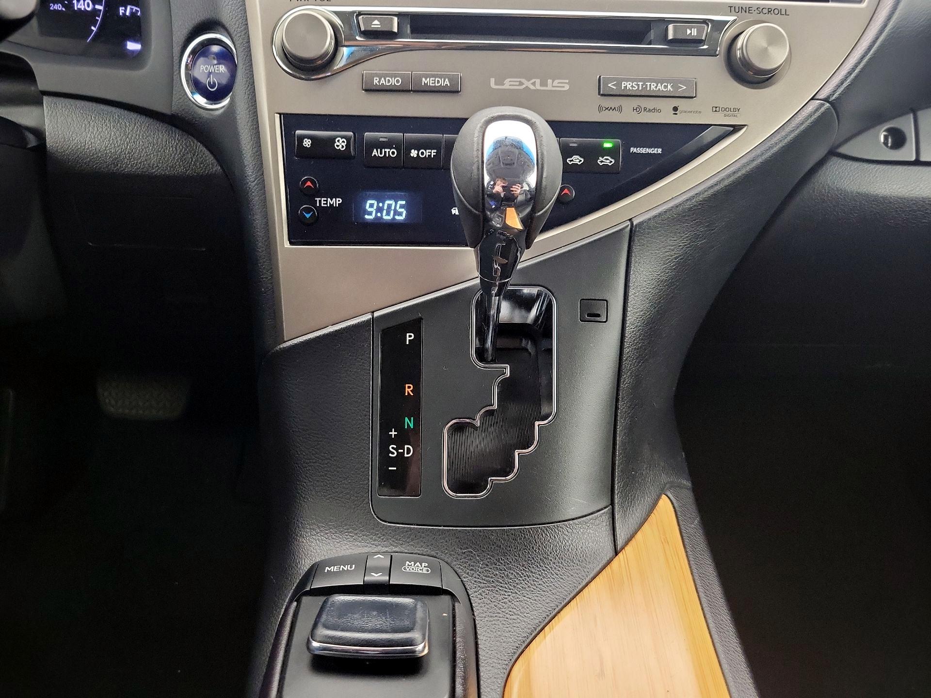 Thumbnail: 2015 Lexus RX - 18