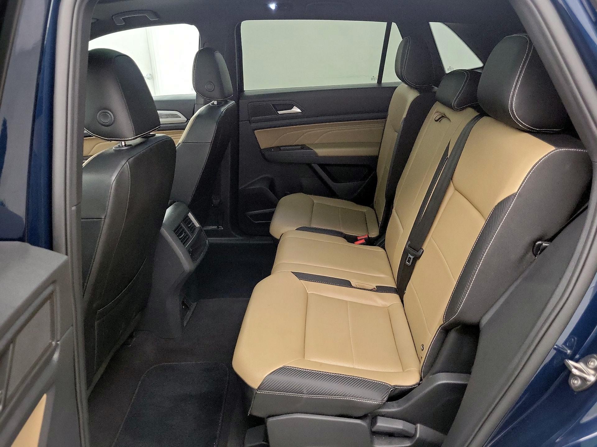 Thumbnail: 2021 Volkswagen Atlas - 20