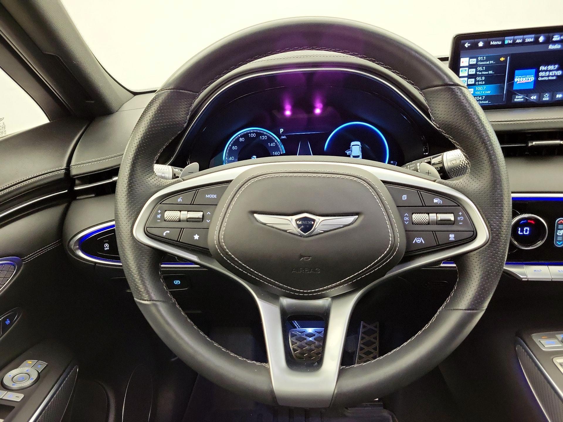 Thumbnail: 2023 Genesis GV70 - 10