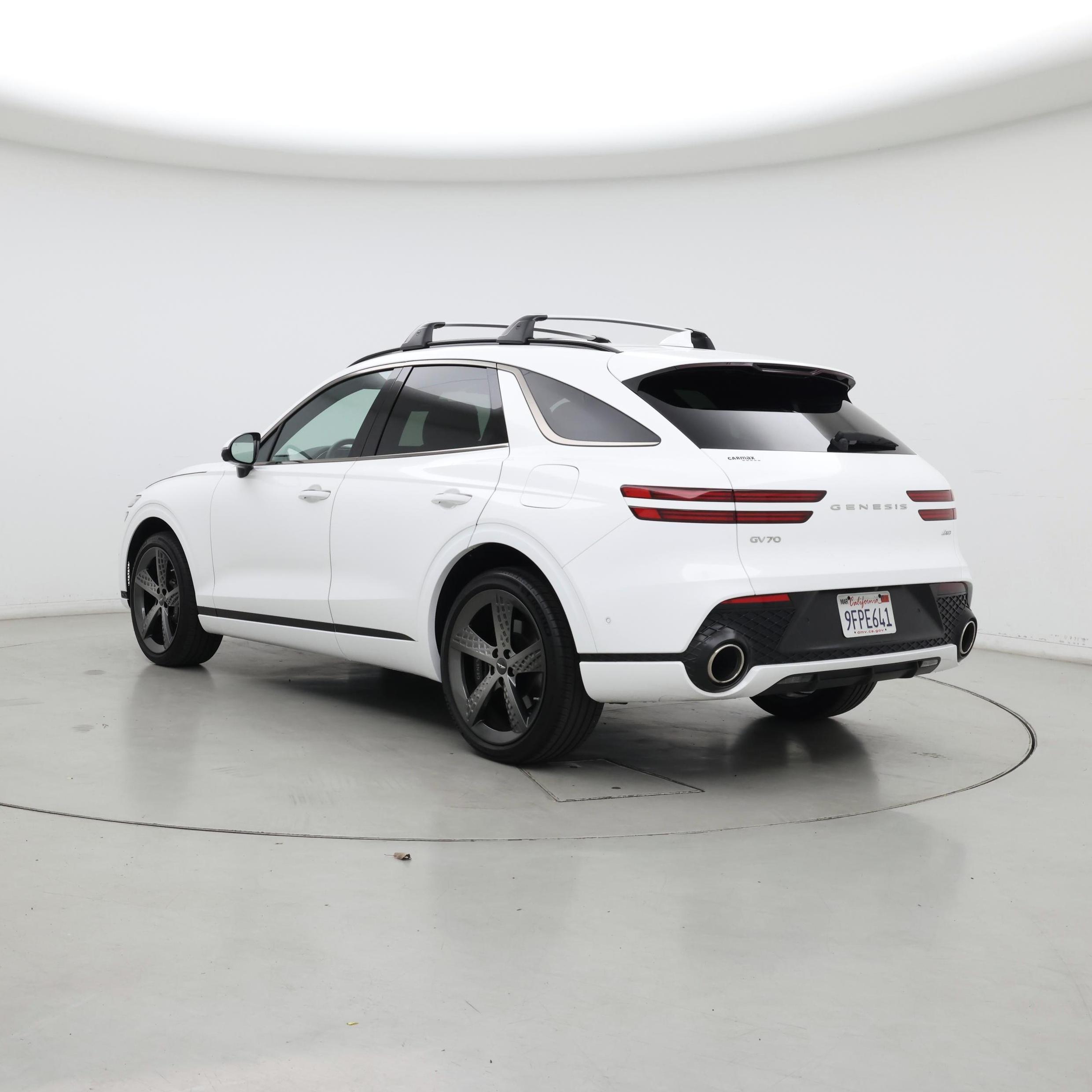 Thumbnail: 2023 Genesis GV70 - 2