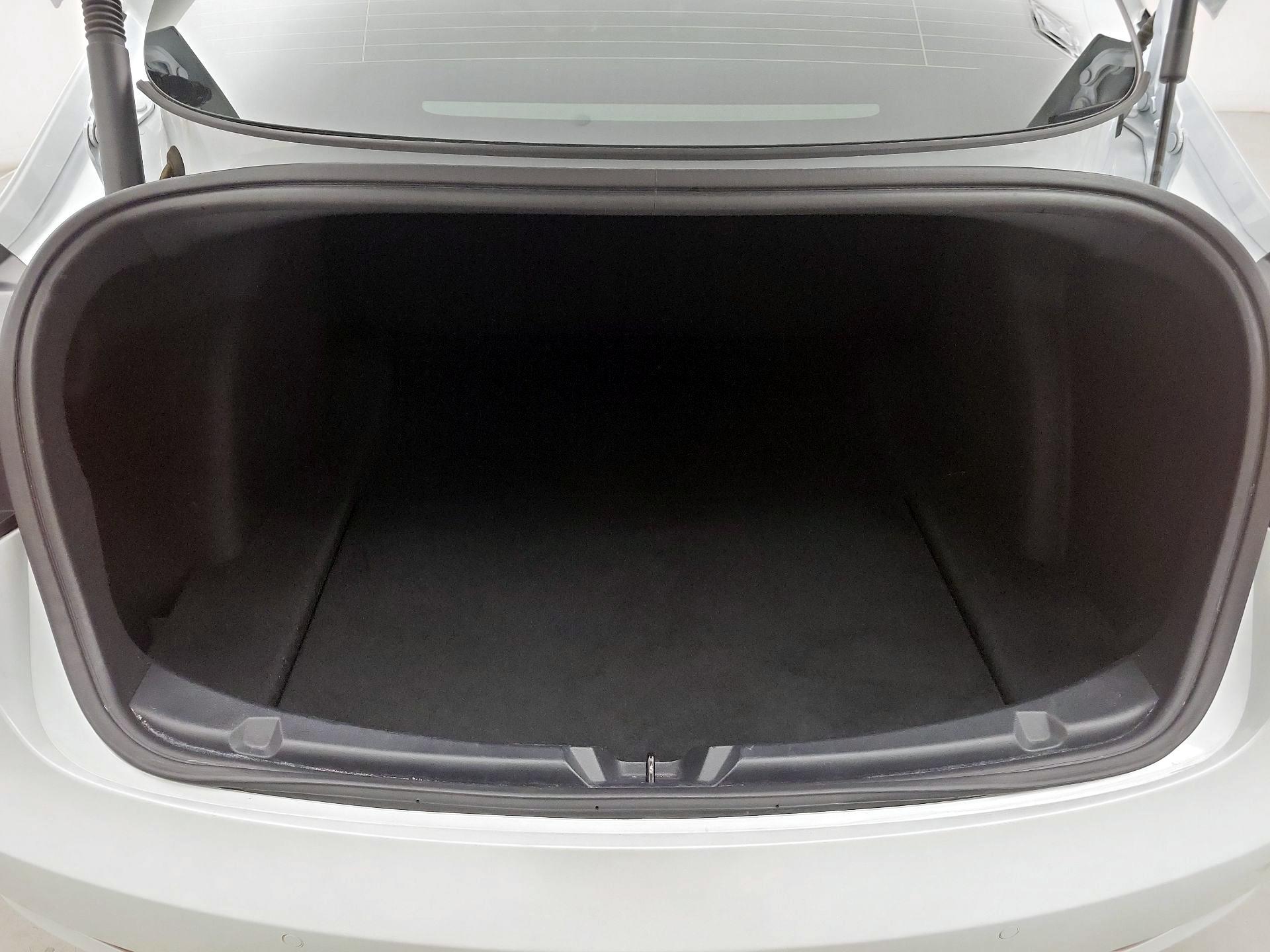 Thumbnail: 2022 Tesla Model 3 - 20