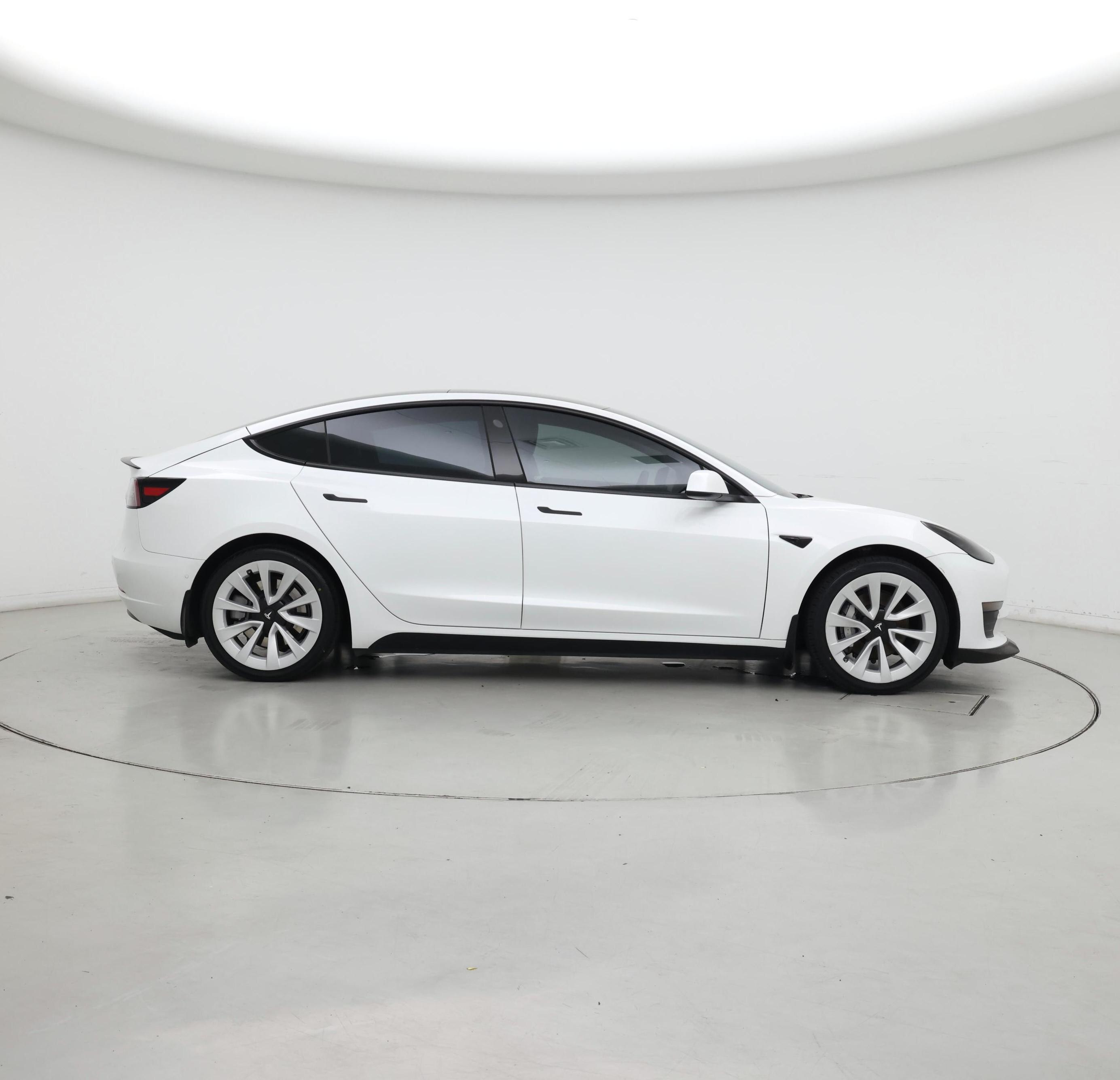 Thumbnail: 2022 Tesla Model 3 - 7