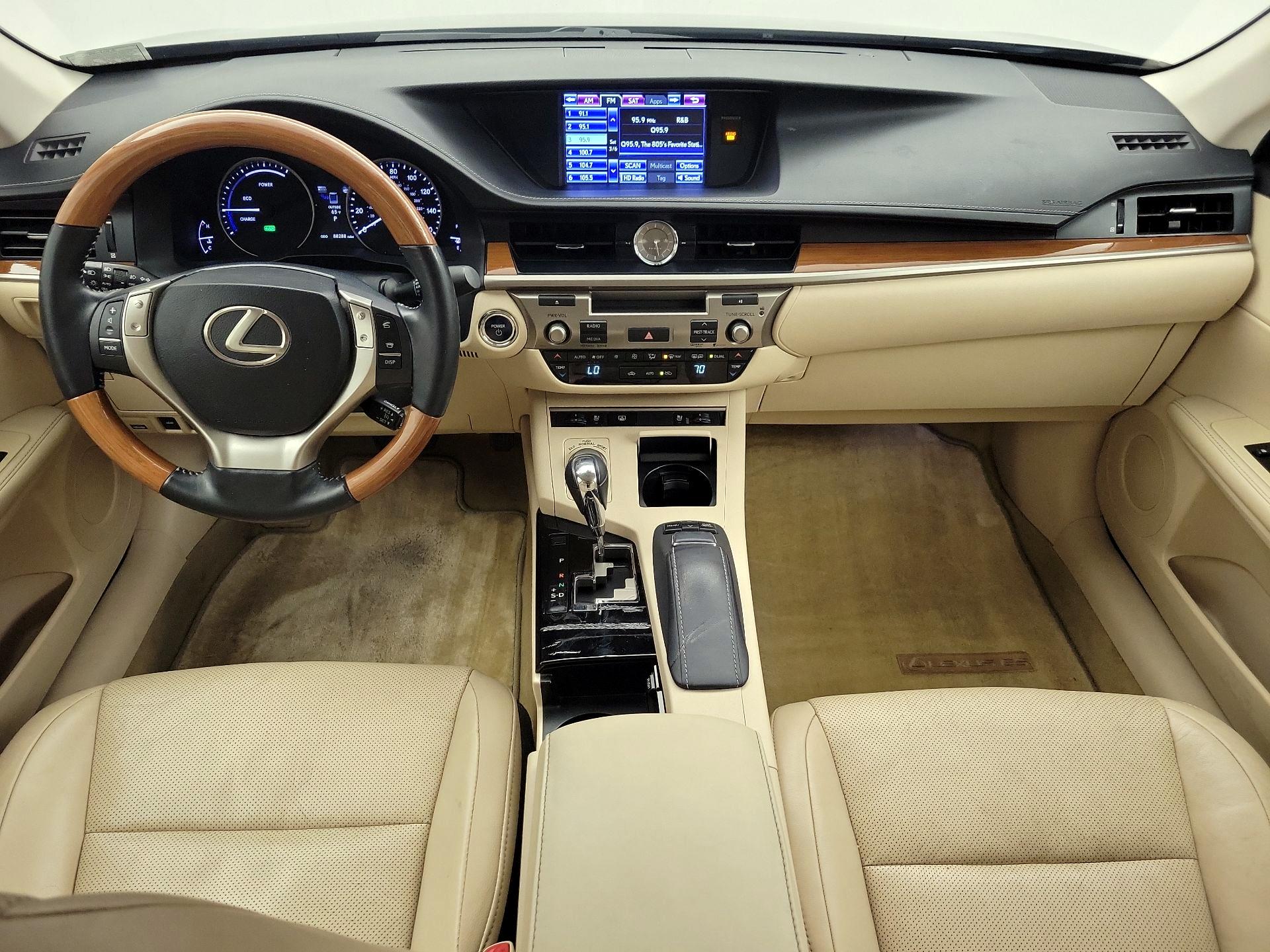 Thumbnail: 2014 Lexus ES - 9