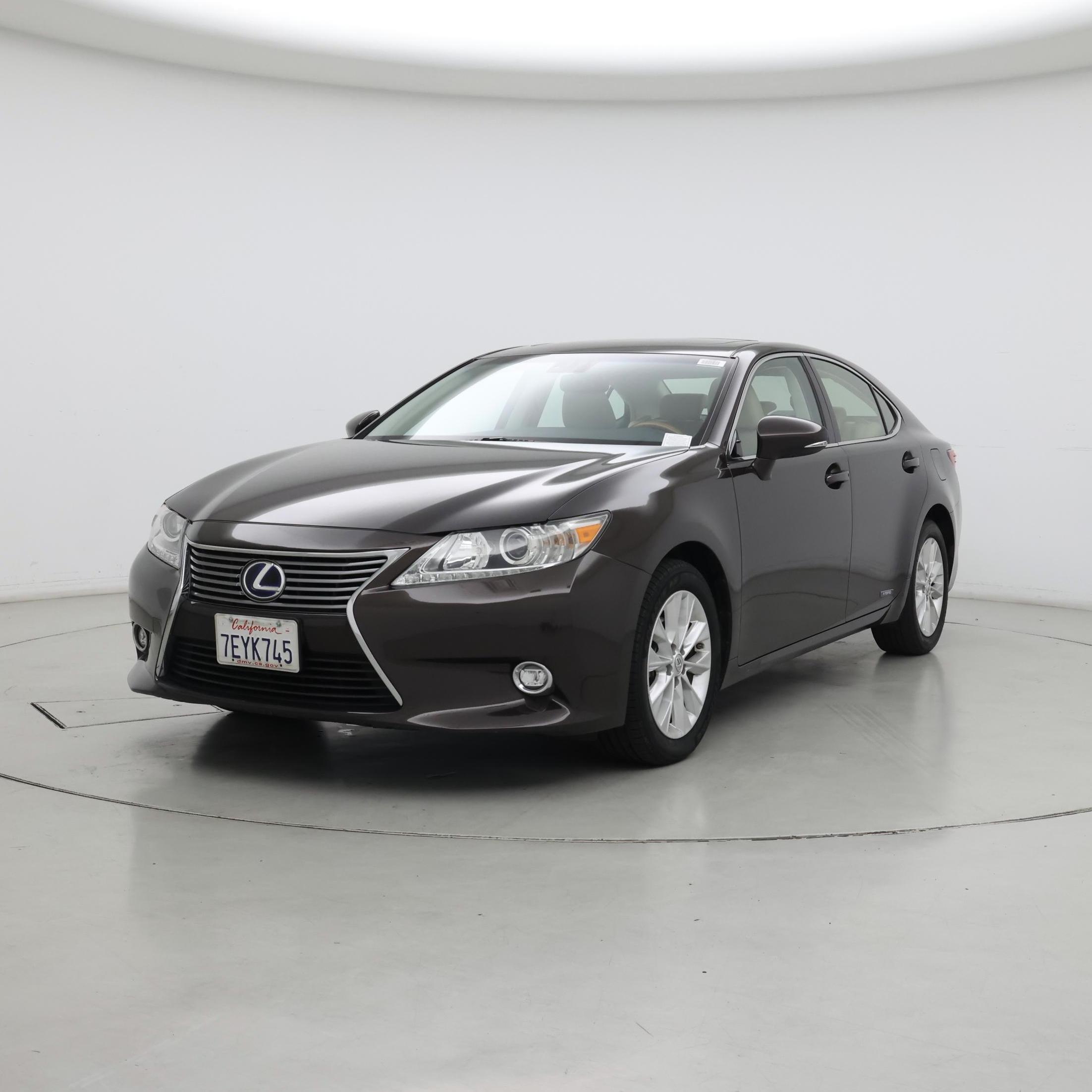 Thumbnail: 2014 Lexus ES - 4