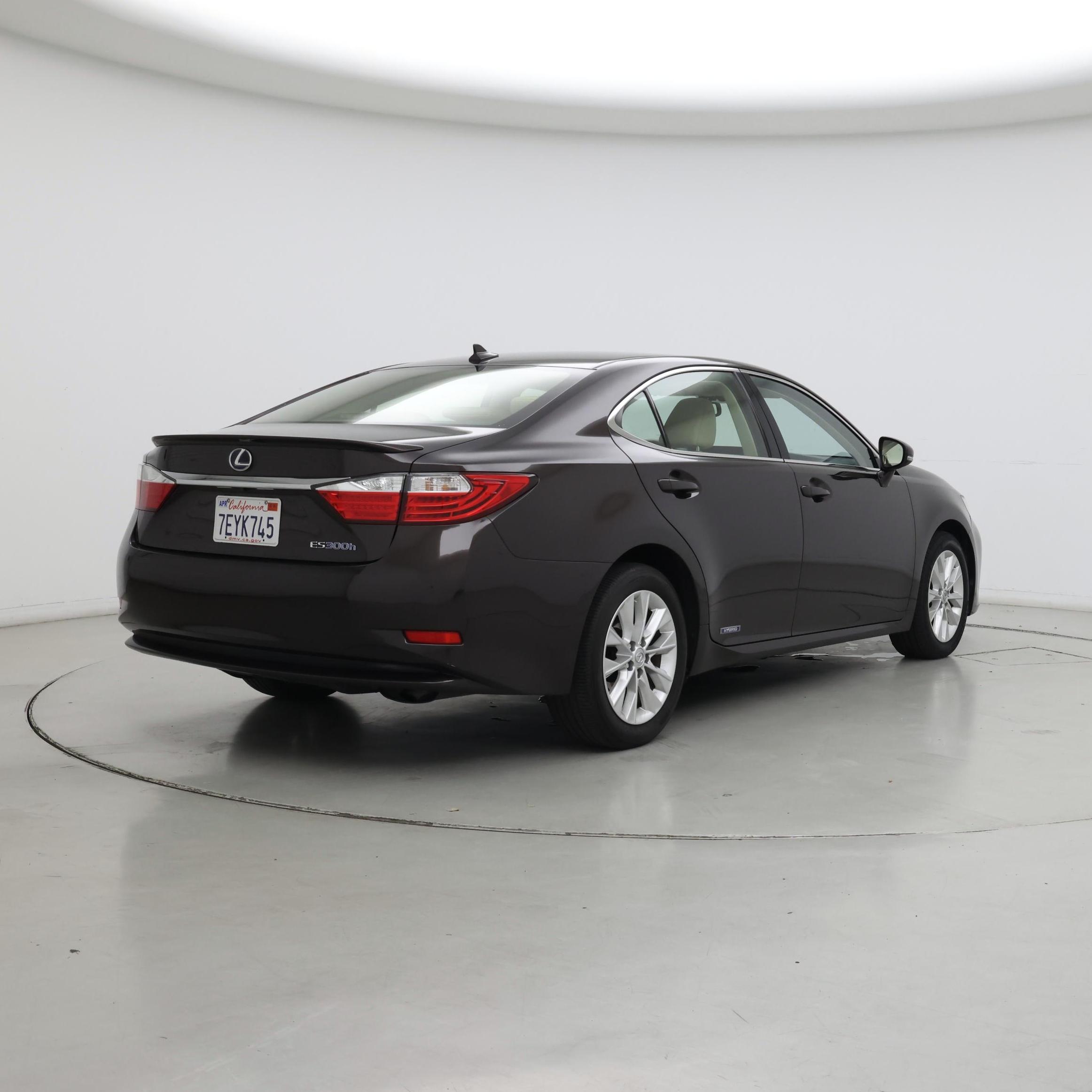 Thumbnail: 2014 Lexus ES - 8
