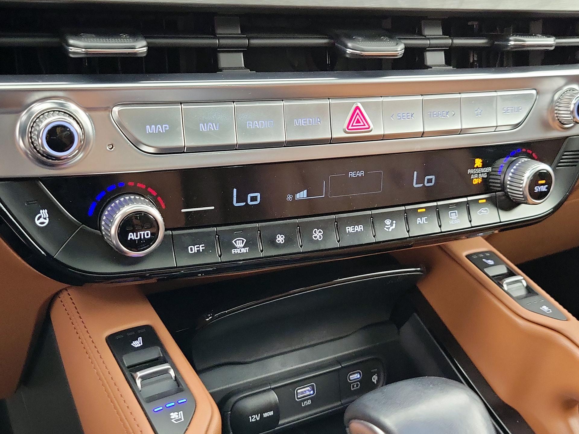 Thumbnail: 2024 Kia Telluride - 17