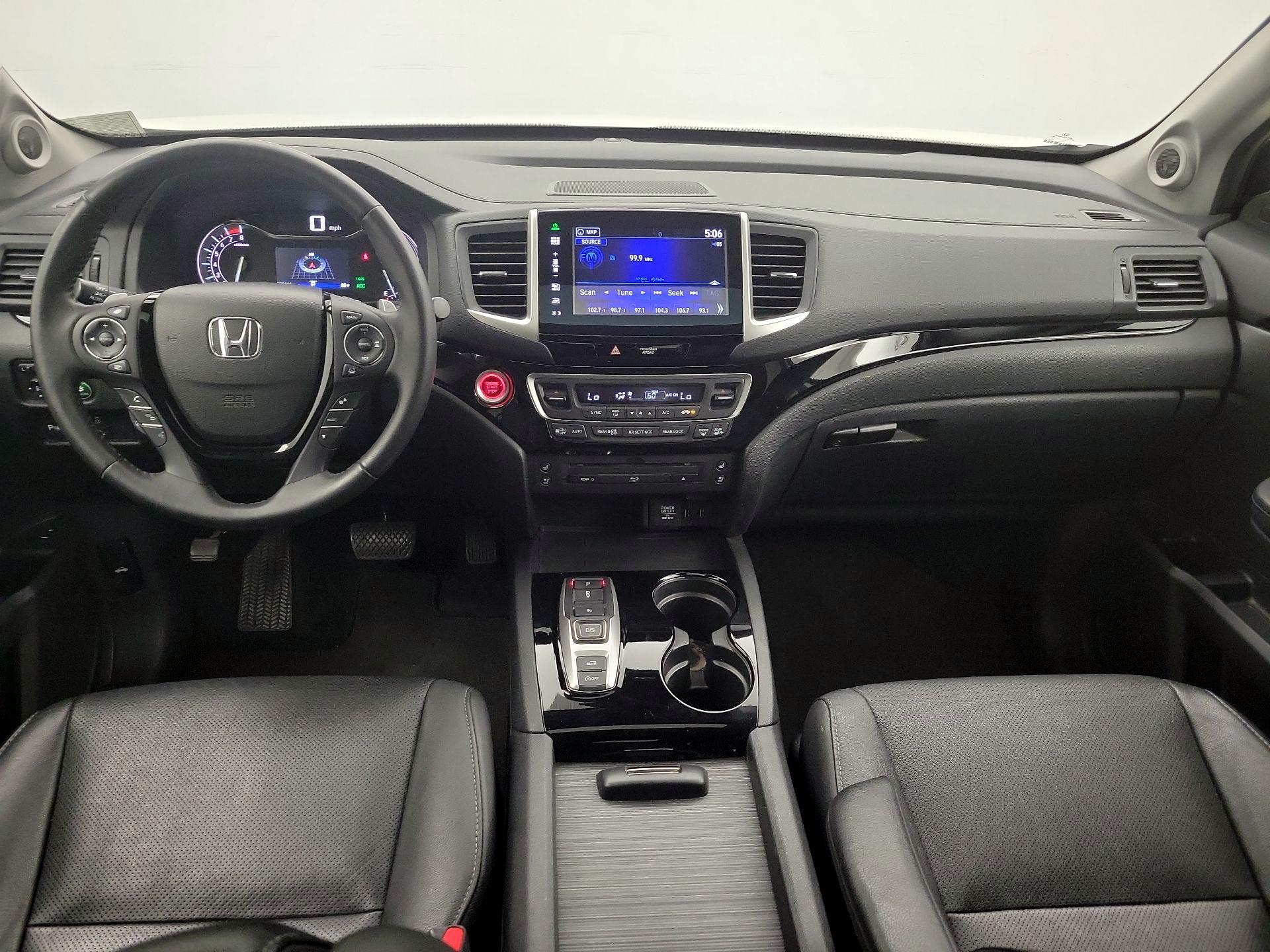 Thumbnail: 2016 Honda Pilot - 9