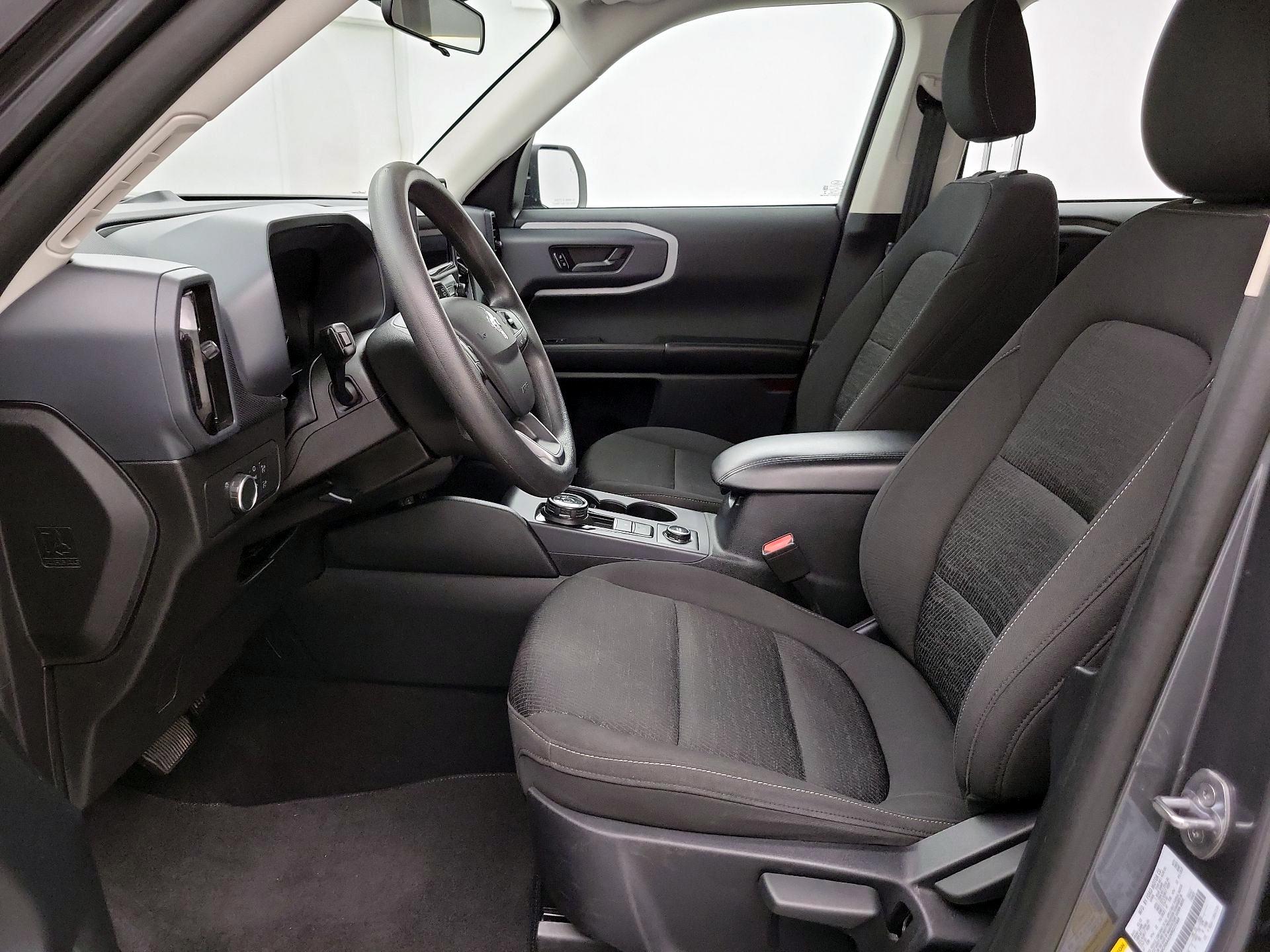 Thumbnail: 2022 Ford Bronco Sport - 11