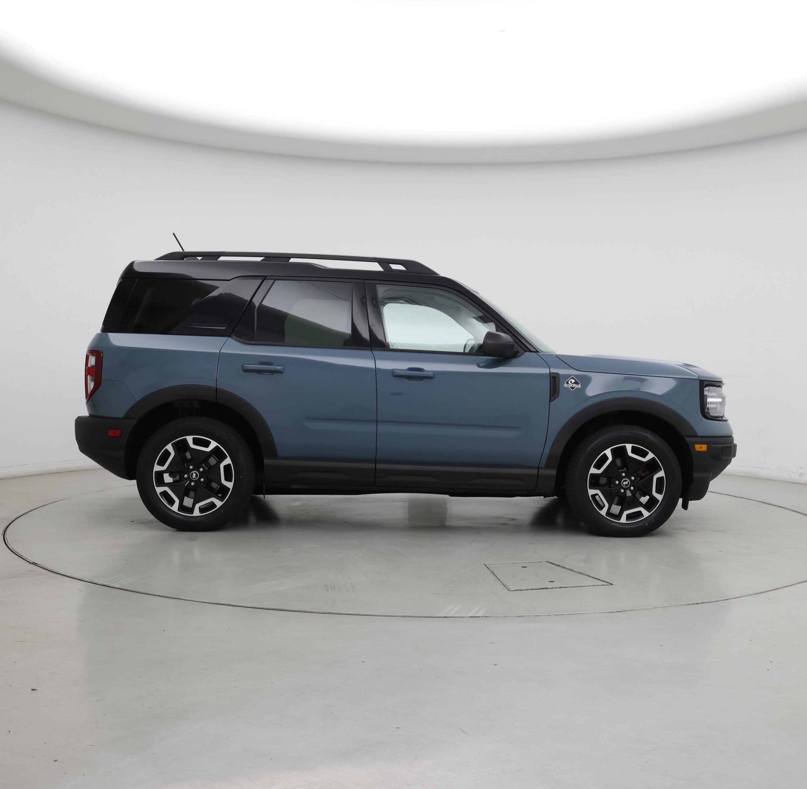 Thumbnail: 2022 Ford Bronco Sport - 7