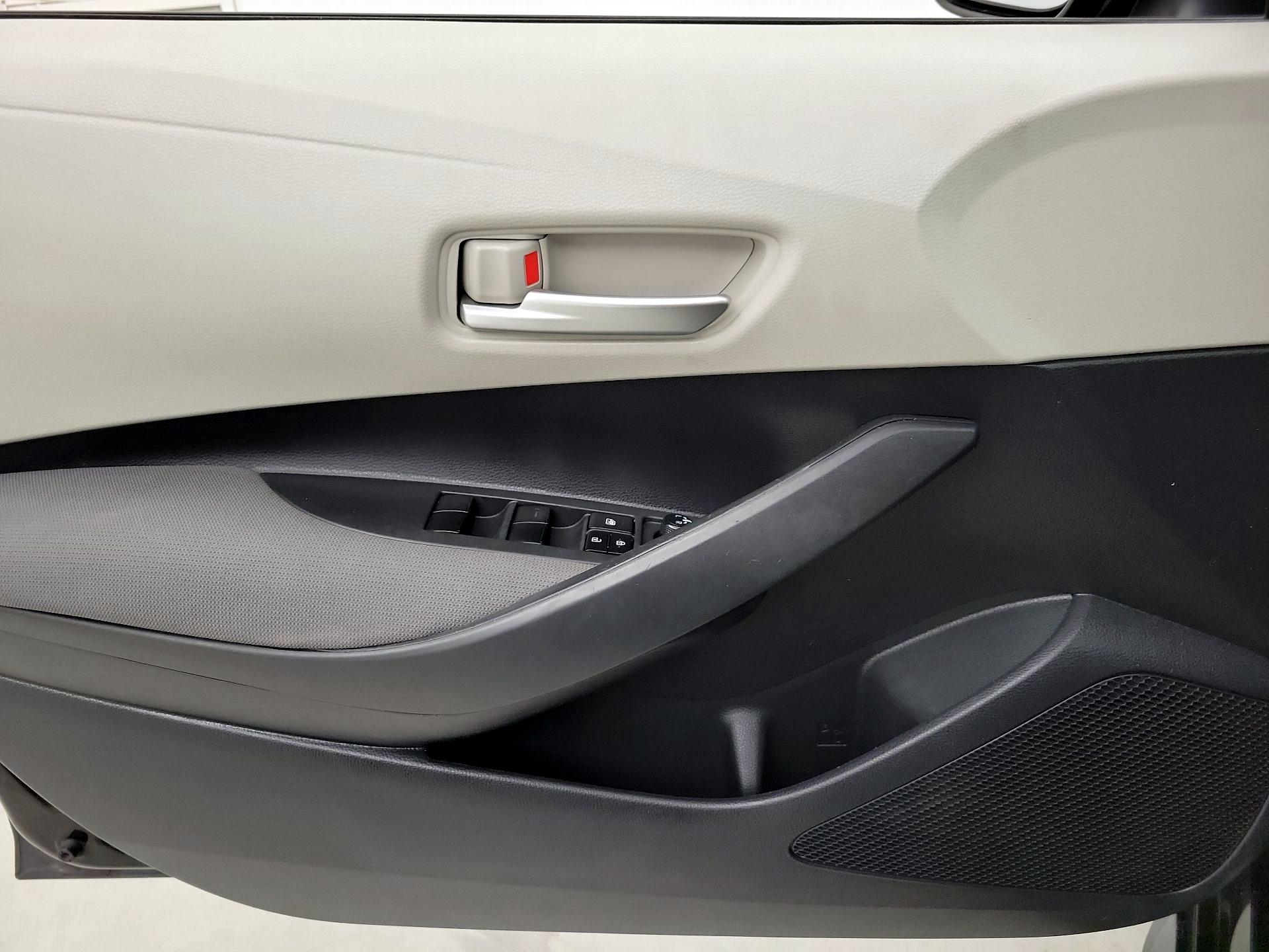 Thumbnail: 2020 Toyota Corolla - 12