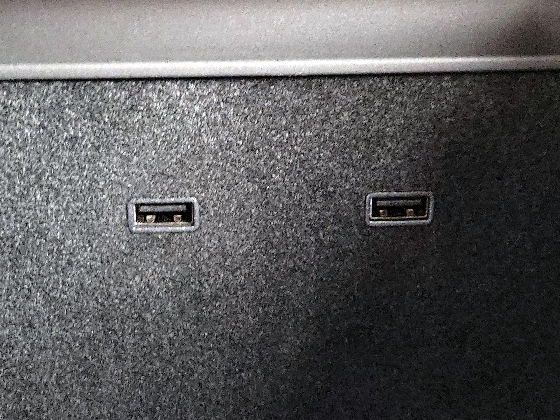 Thumbnail: 2019 Tesla Model 3 - 18