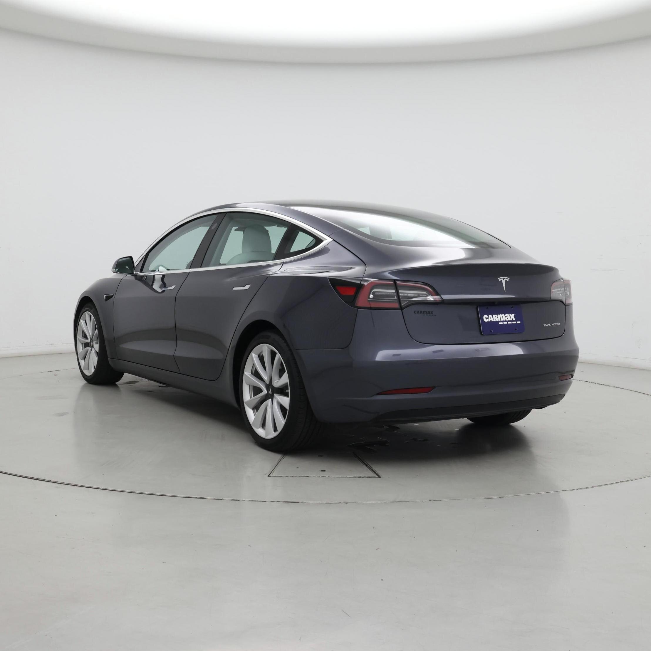 Thumbnail: 2019 Tesla Model 3 - 2