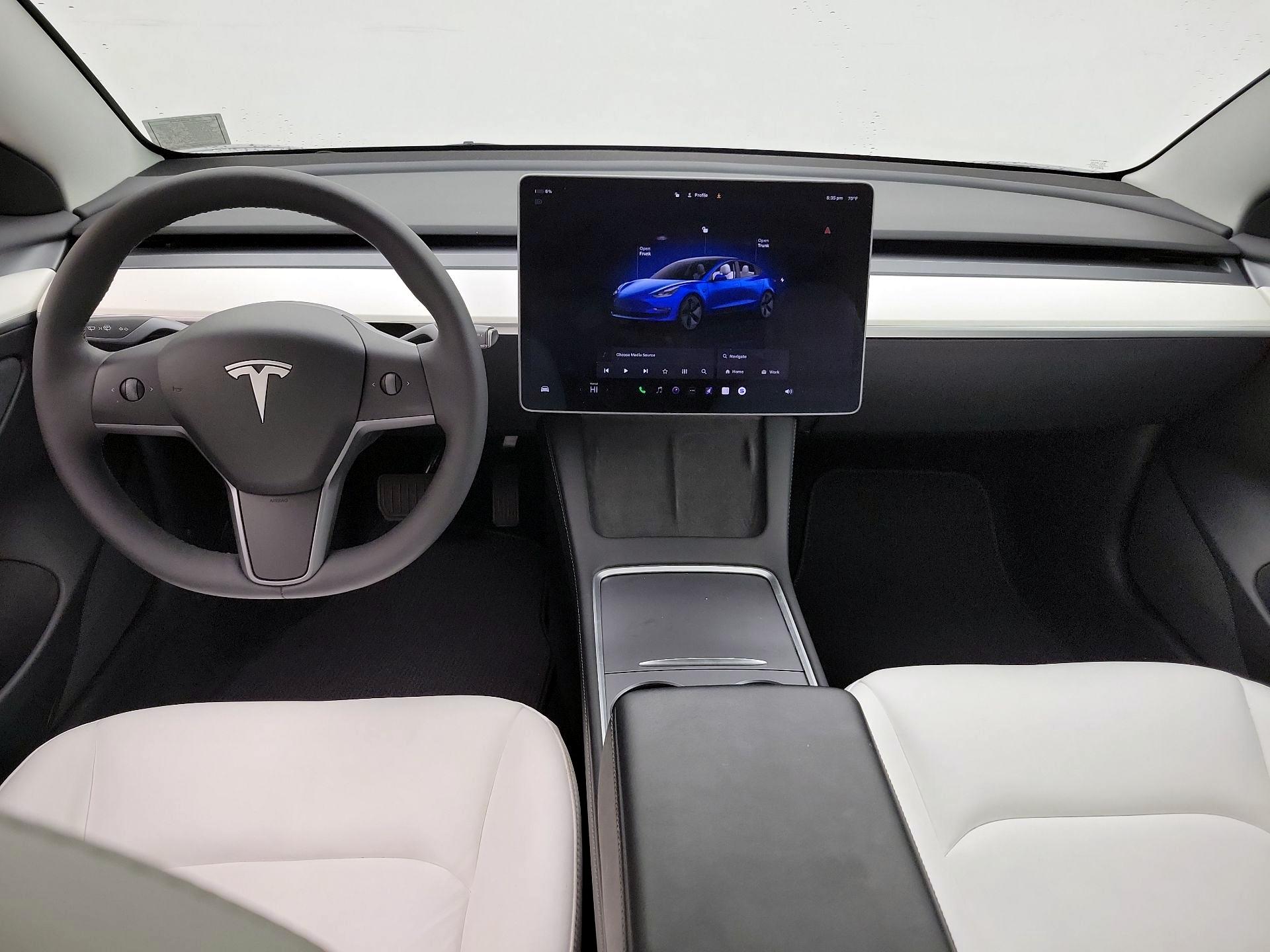 Thumbnail: 2022 Tesla Model 3 - 9