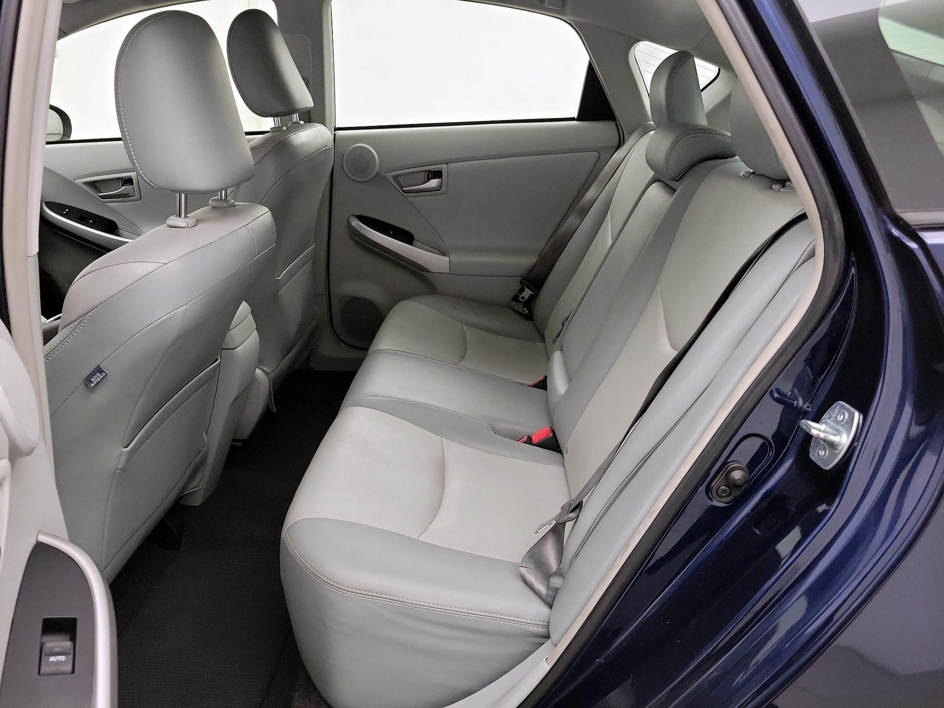 Thumbnail: 2014 Toyota Prius - 19