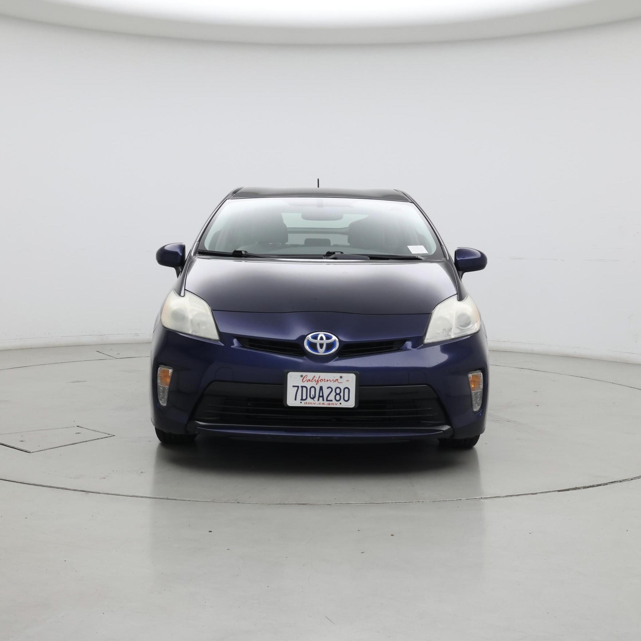 Thumbnail: 2014 Toyota Prius - 5
