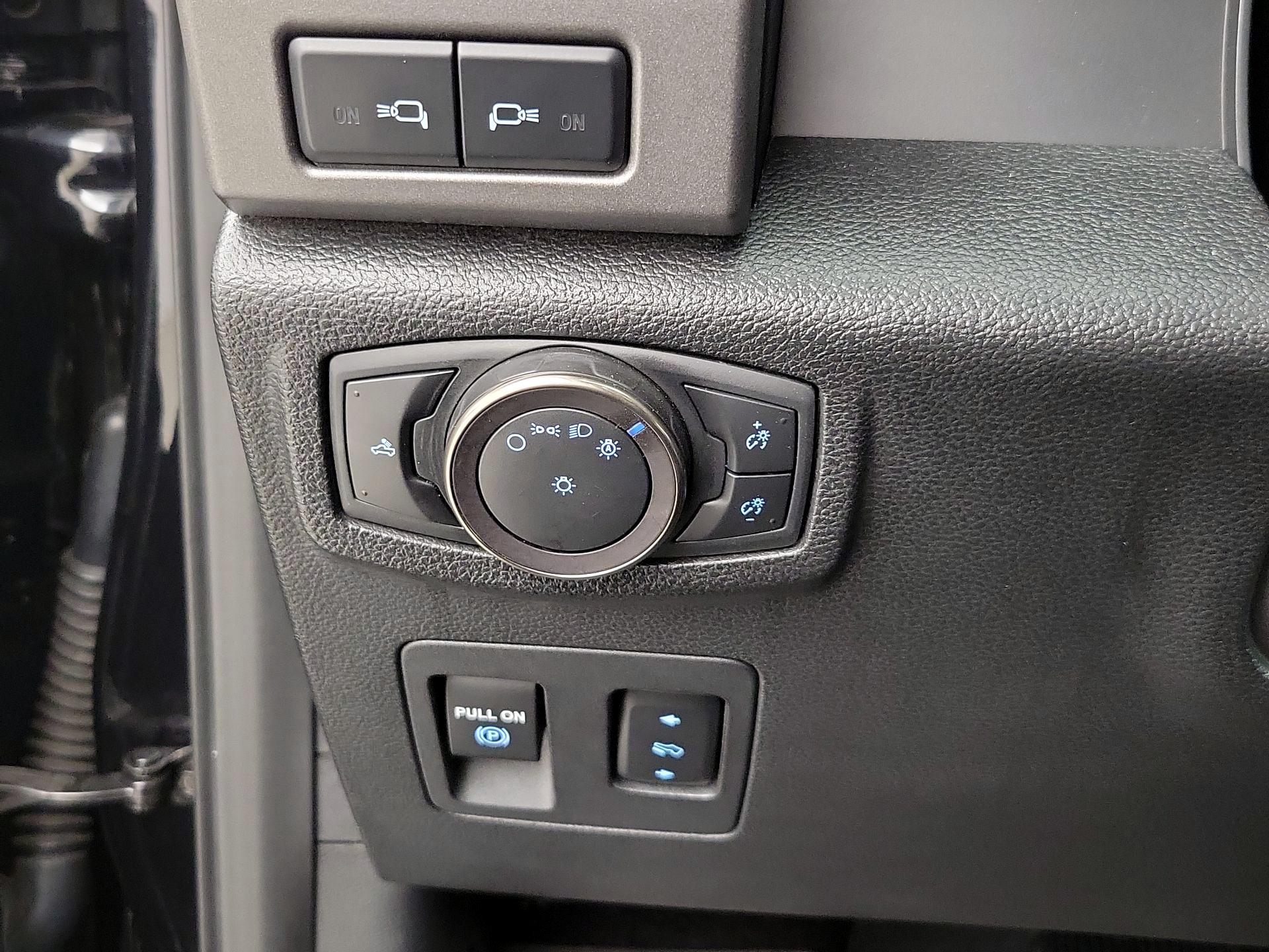 Thumbnail: 2020 Ford F-150 - 13