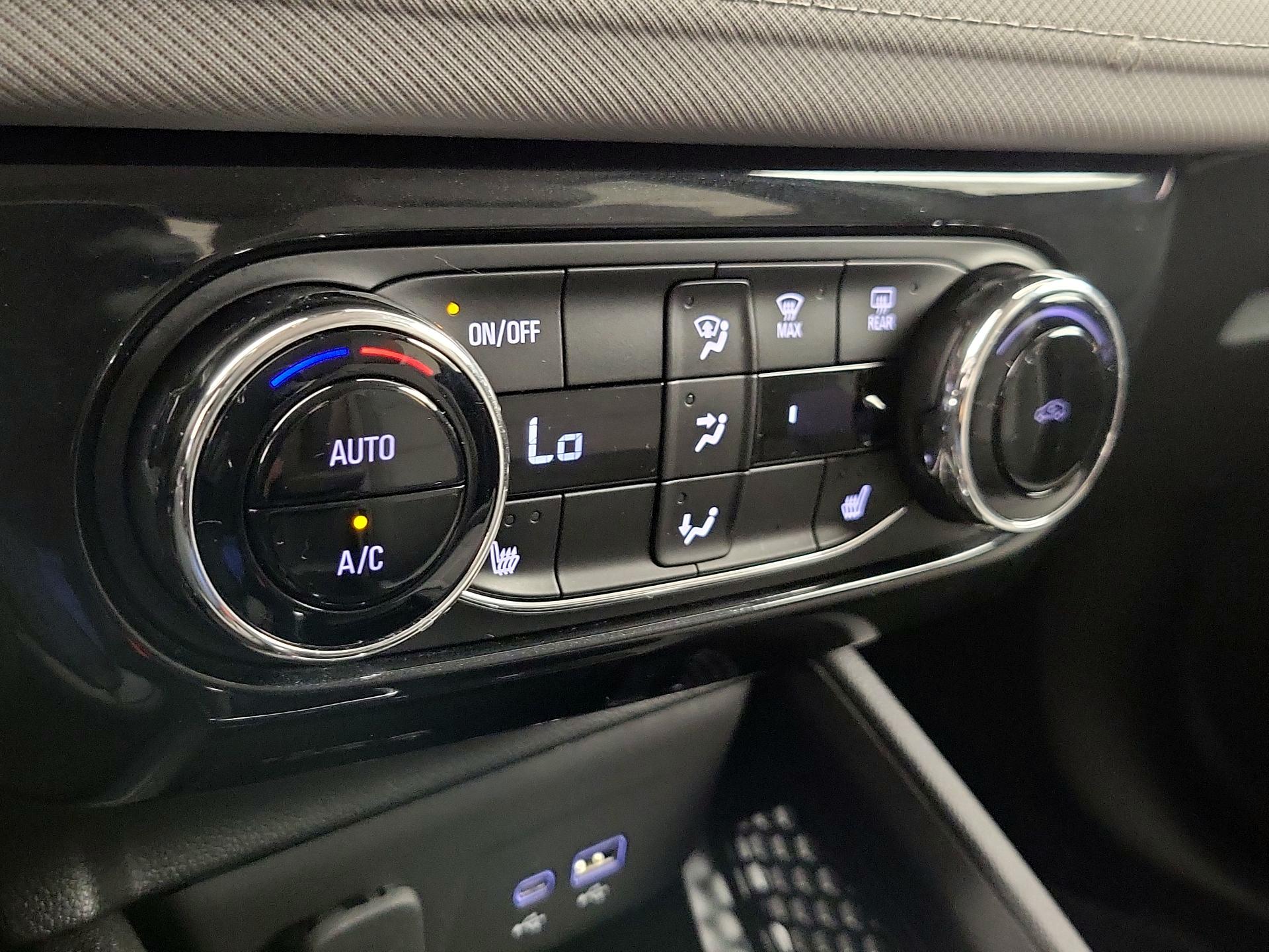 Thumbnail: 2024 Chevrolet TrailBlazer - 16