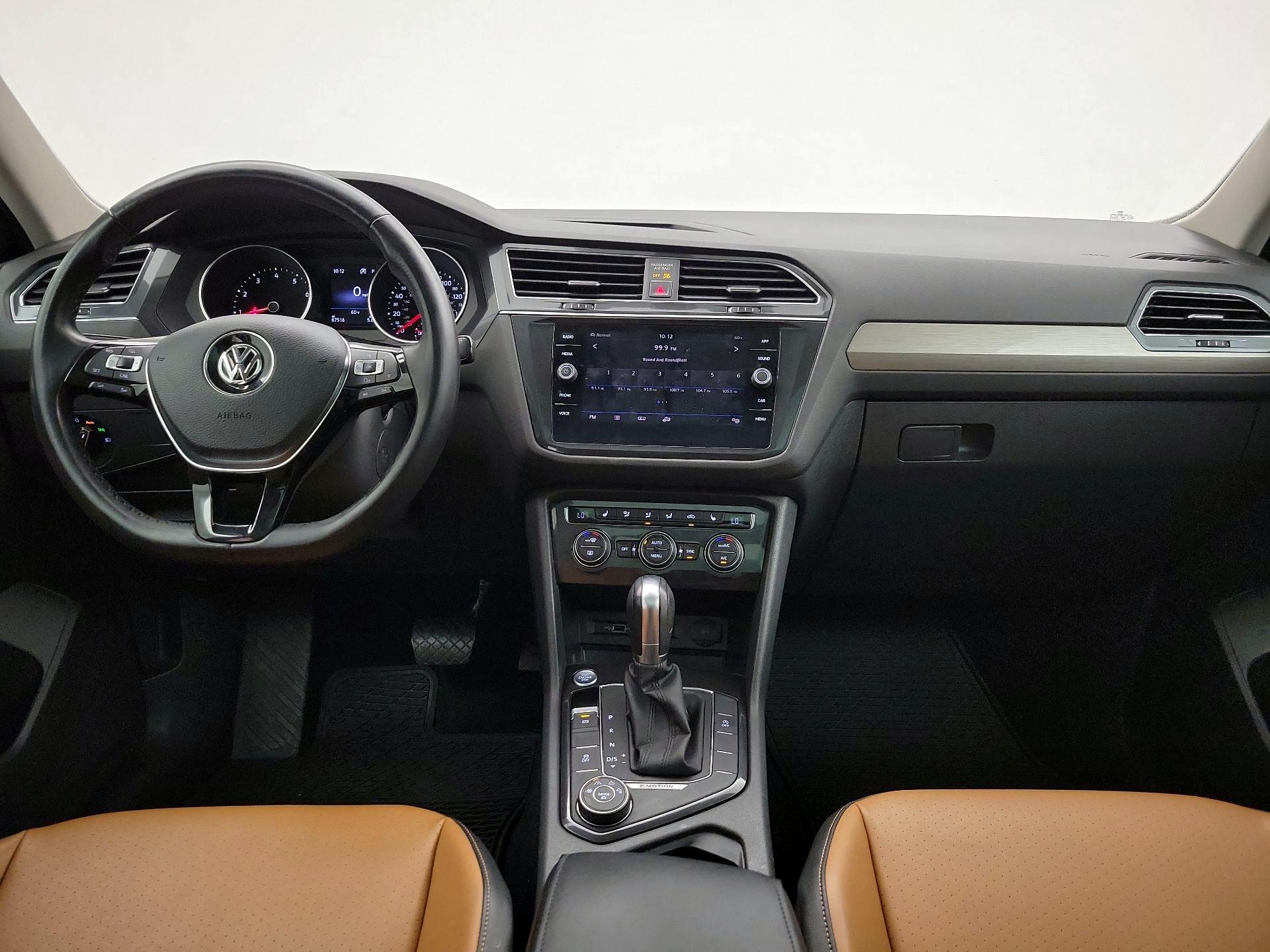 Thumbnail: 2018 Volkswagen Tiguan - 9