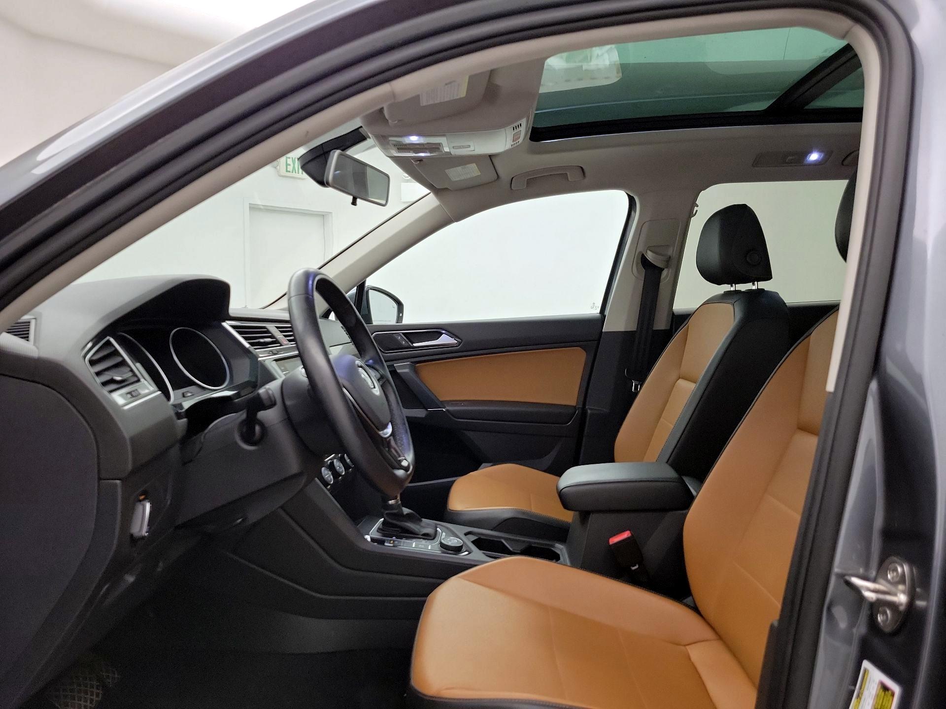 Thumbnail: 2018 Volkswagen Tiguan - 19