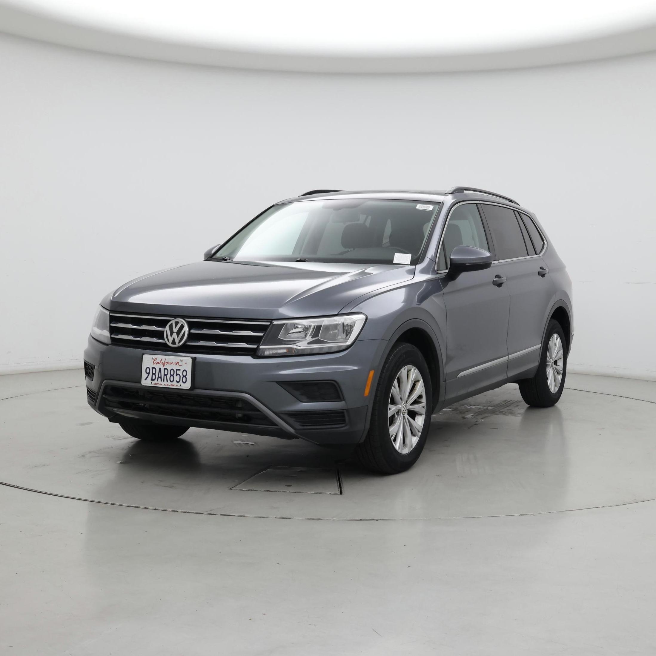 Thumbnail: 2018 Volkswagen Tiguan - 4