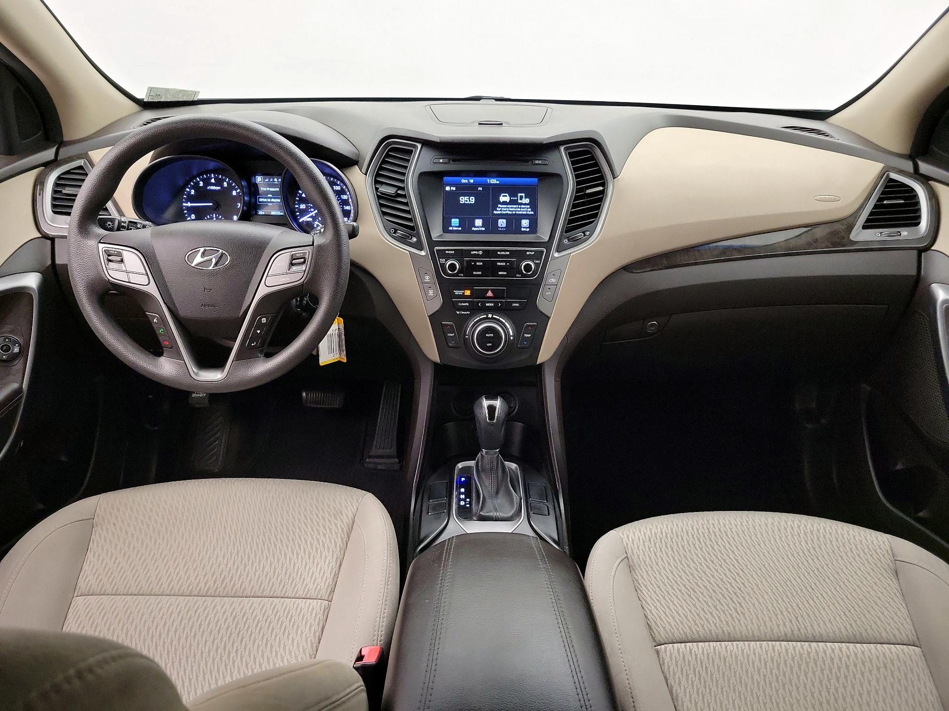 Thumbnail: 2017 Hyundai Santa Fe - 9